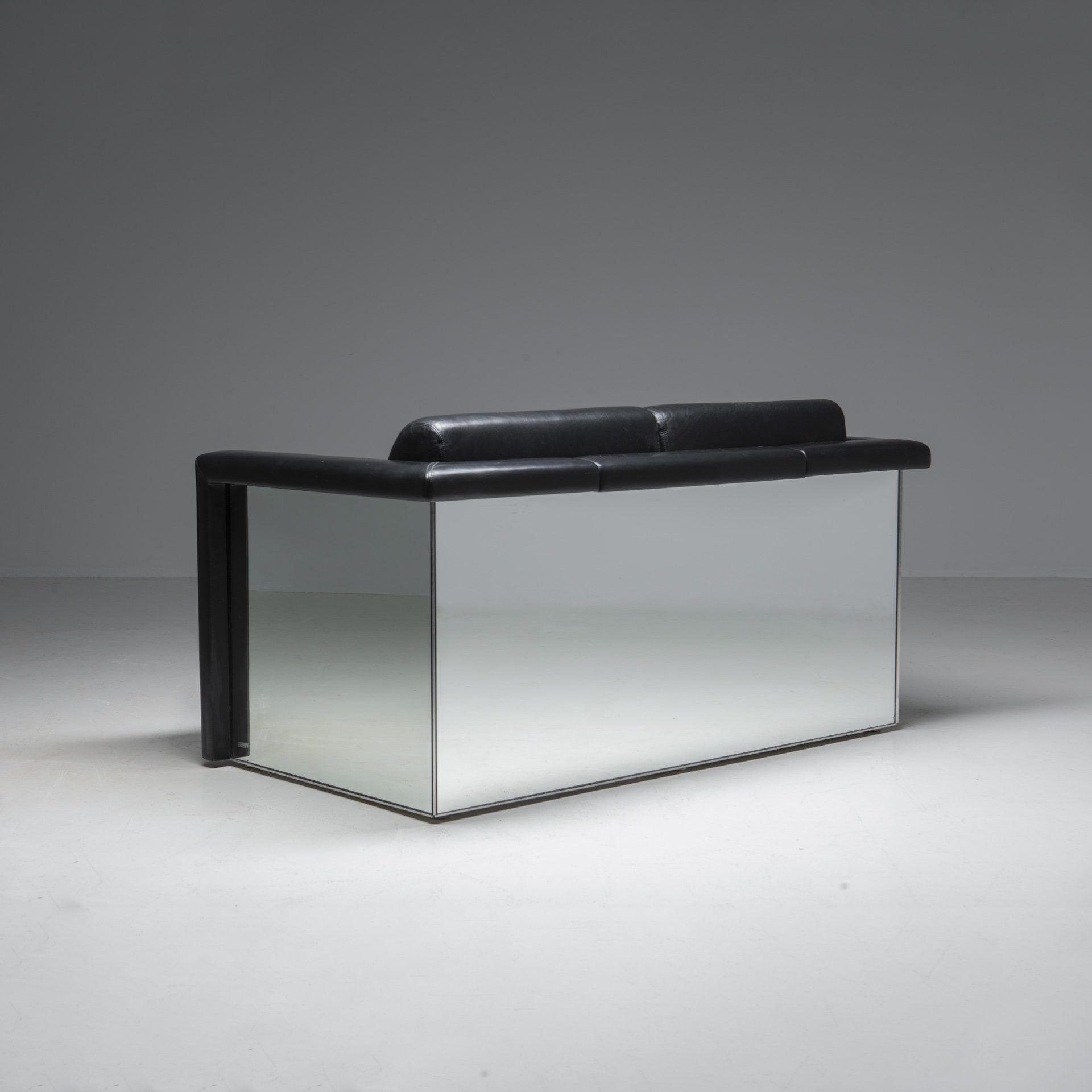 Trix & Robert Haussmann ‘The Lounge Seating’