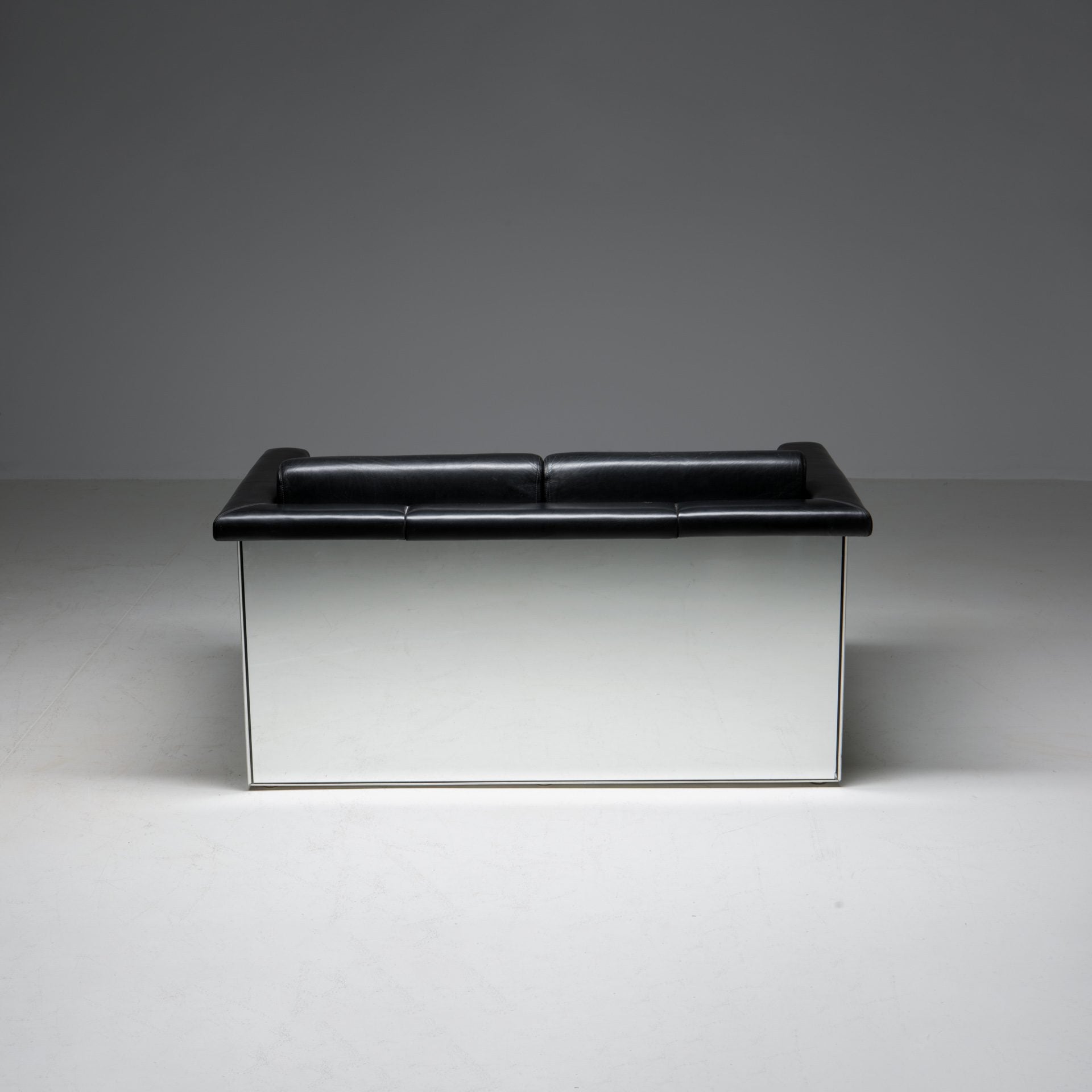 Trix & Robert Haussmann ‘The Lounge Seating’