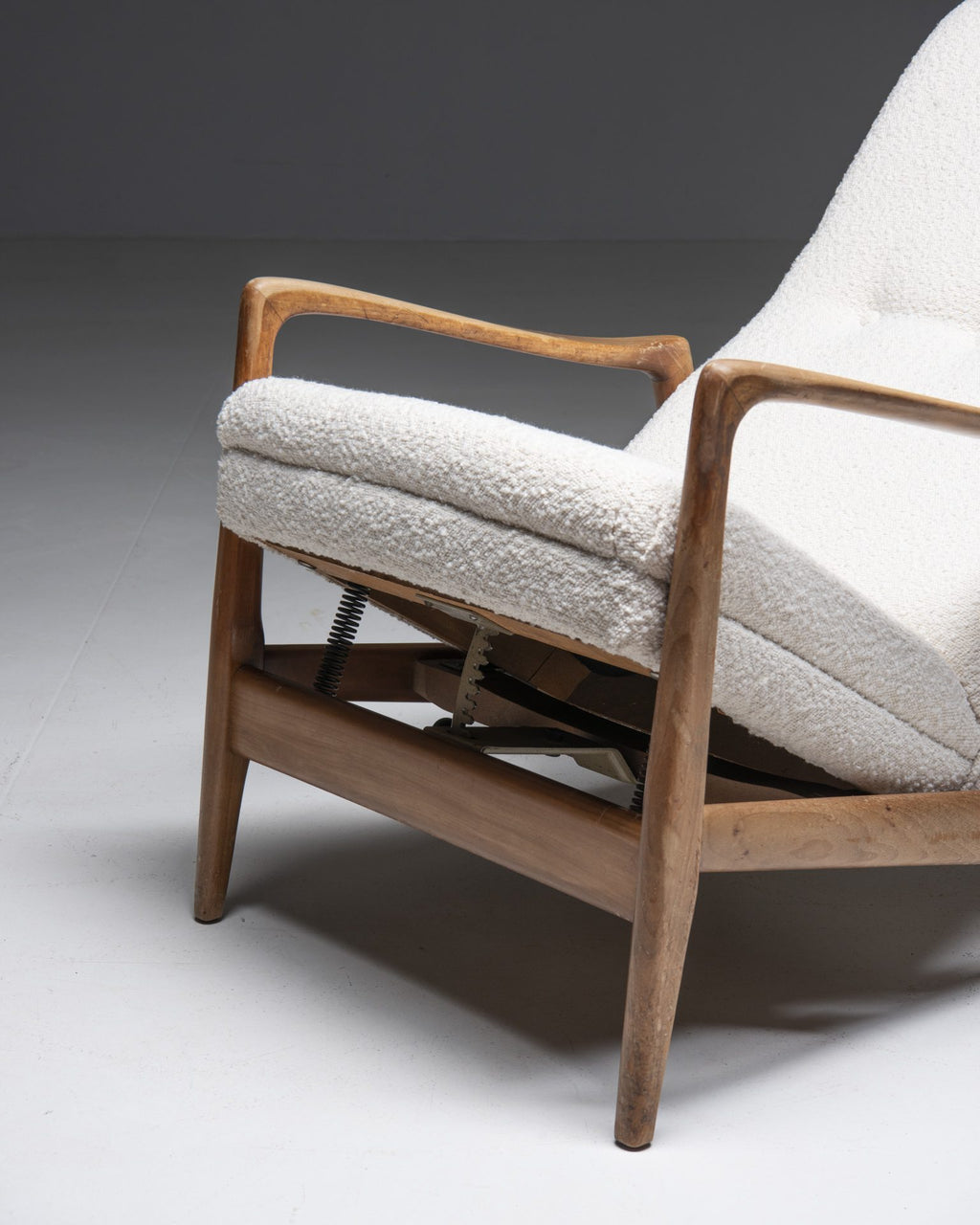 Gio Ponti ‘Model 829’ Reclining Easy Chair