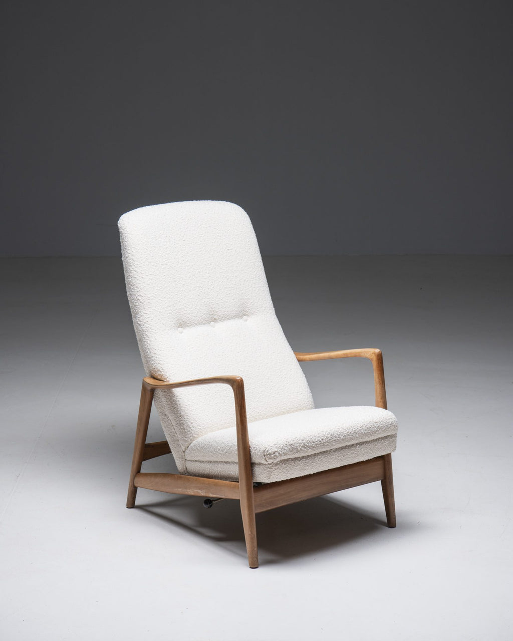 Gio Ponti ‘Model 829’ Reclining Easy Chair
