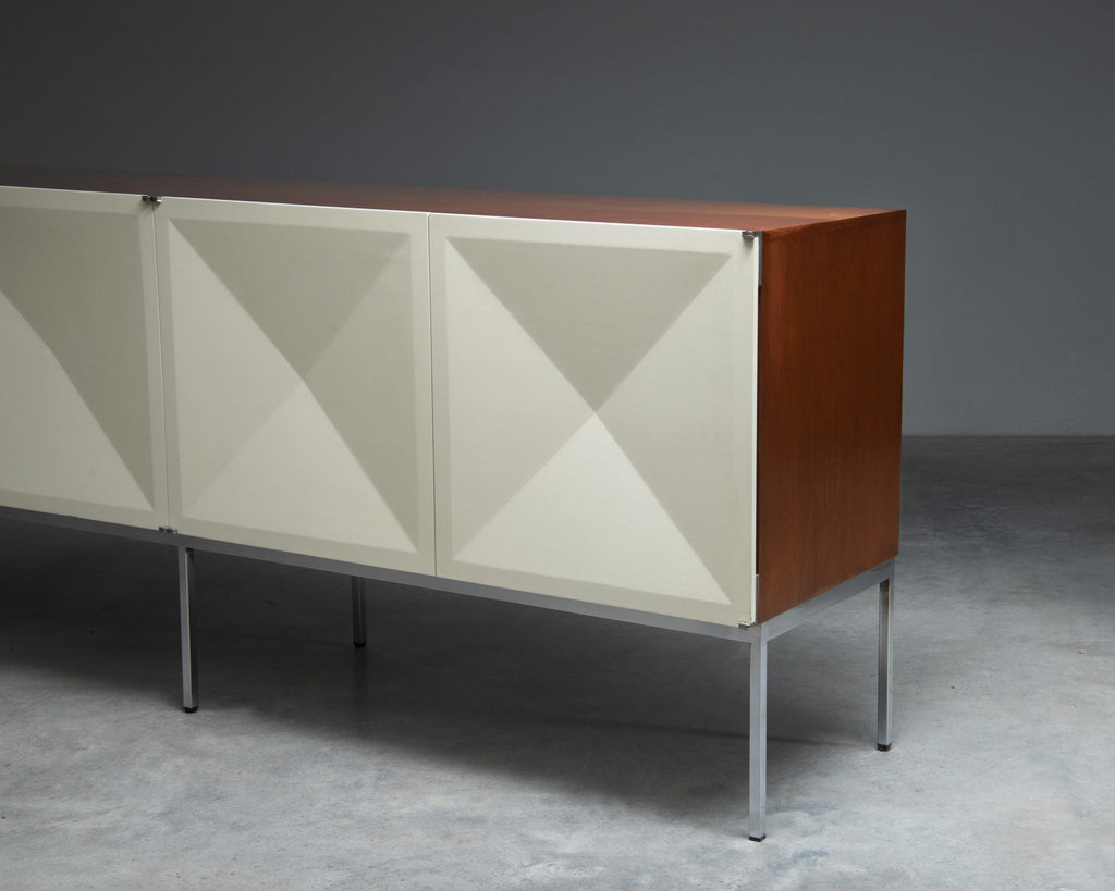 Antoine Phillipon & Jacqueline Lecoq ‘Pointe De Diamant’ sideboard – 1964