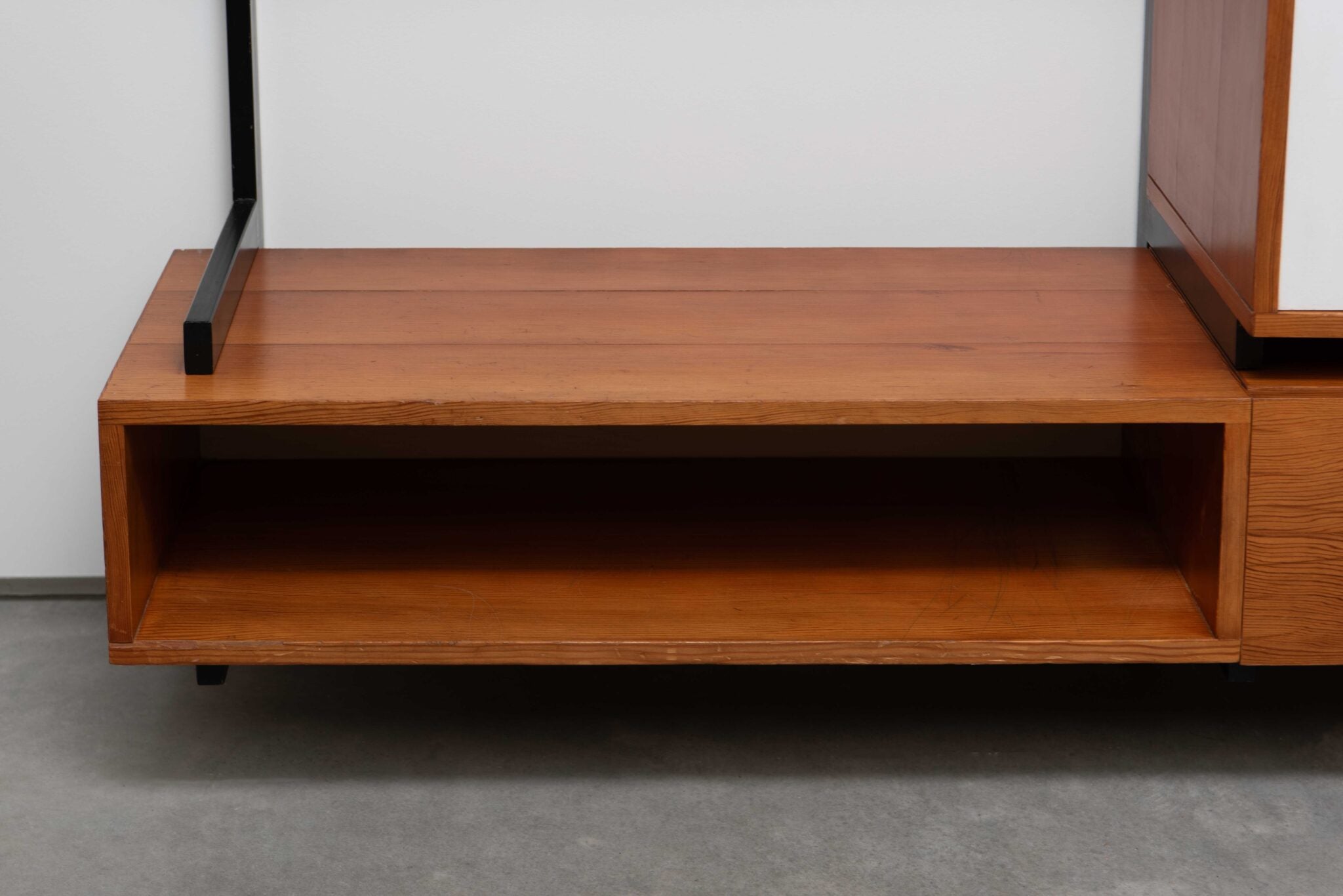 Jul de Roover Wall Shelving Unit in Pine
