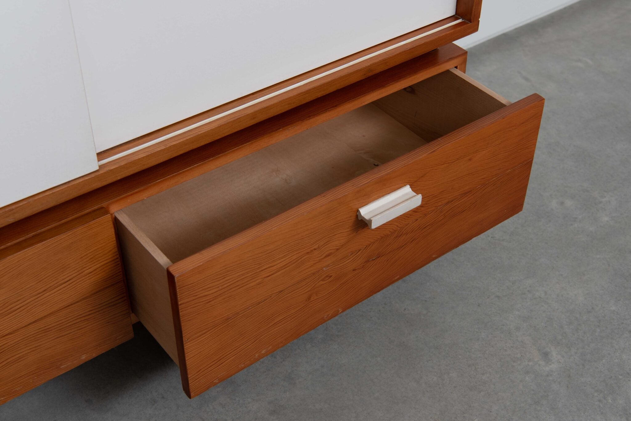 Jul de Roover Wall Shelving Unit in Pine
