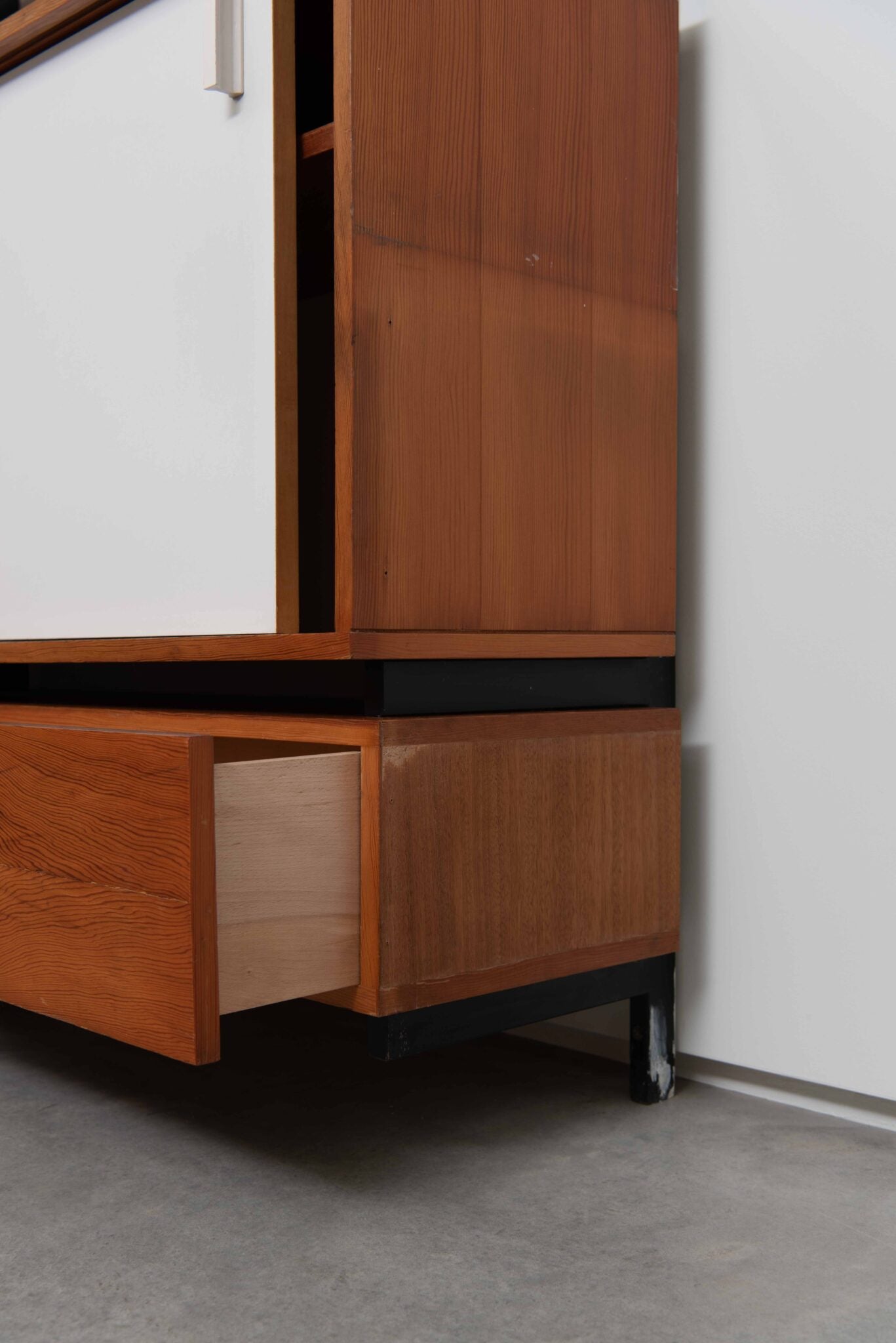 Jul de Roover Wall Shelving Unit in Pine