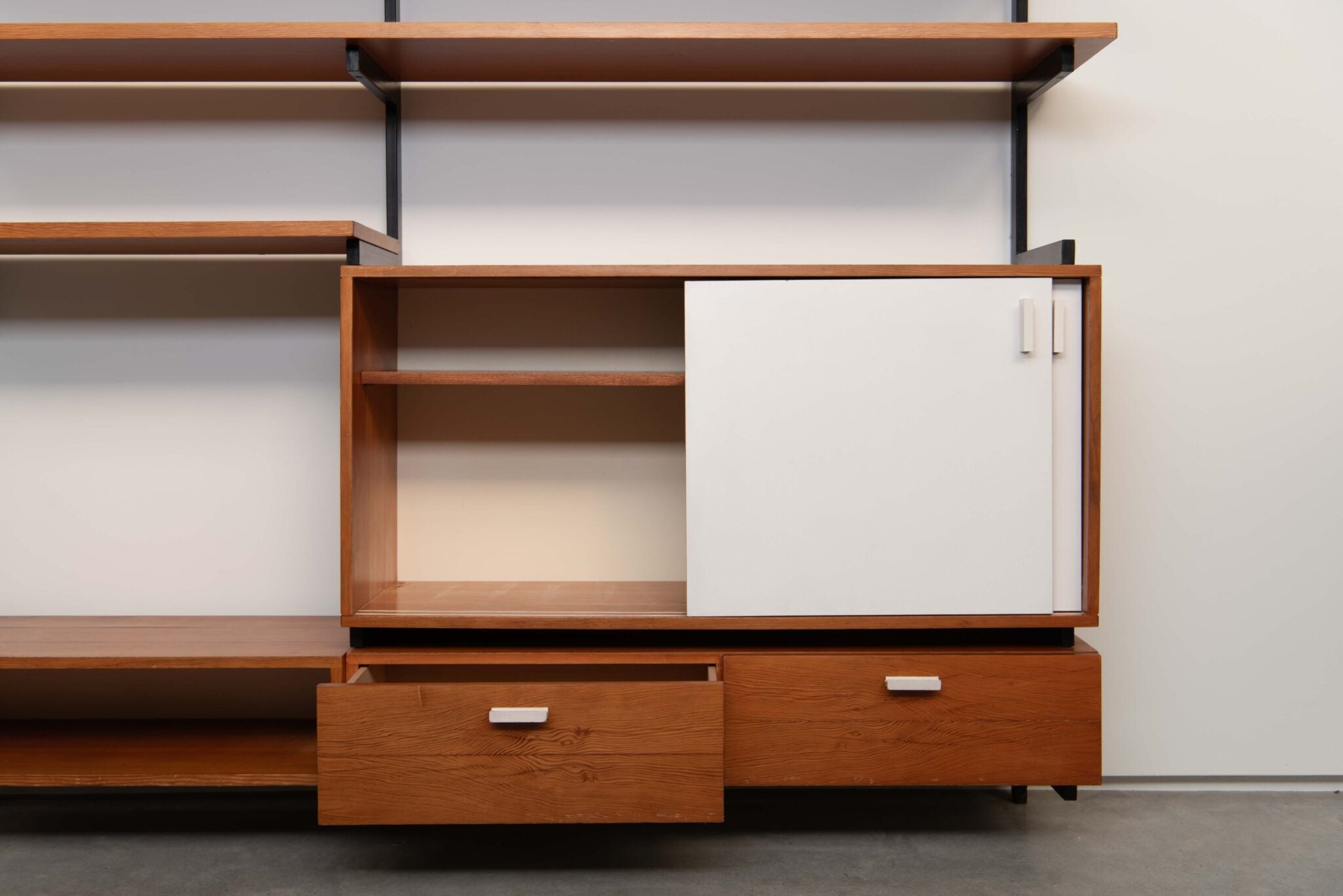 Jul de Roover Wall Shelving Unit in Pine
