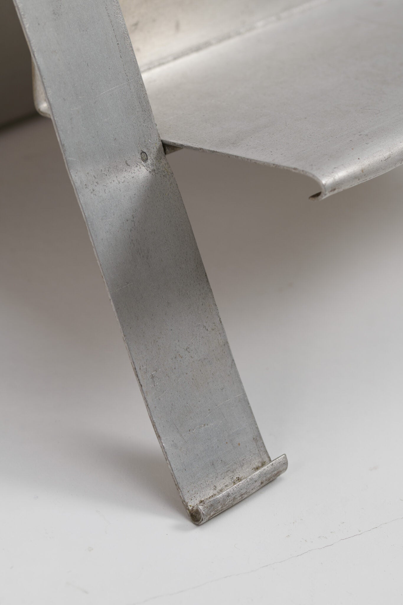 Rob Parry Unique Magazine Holder ‘Lektuurbak’