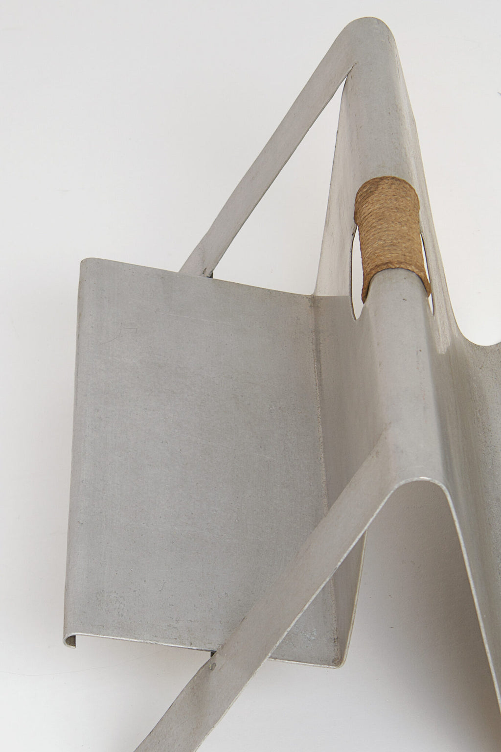 Rob Parry Unique Magazine Holder ‘Lektuurbak’