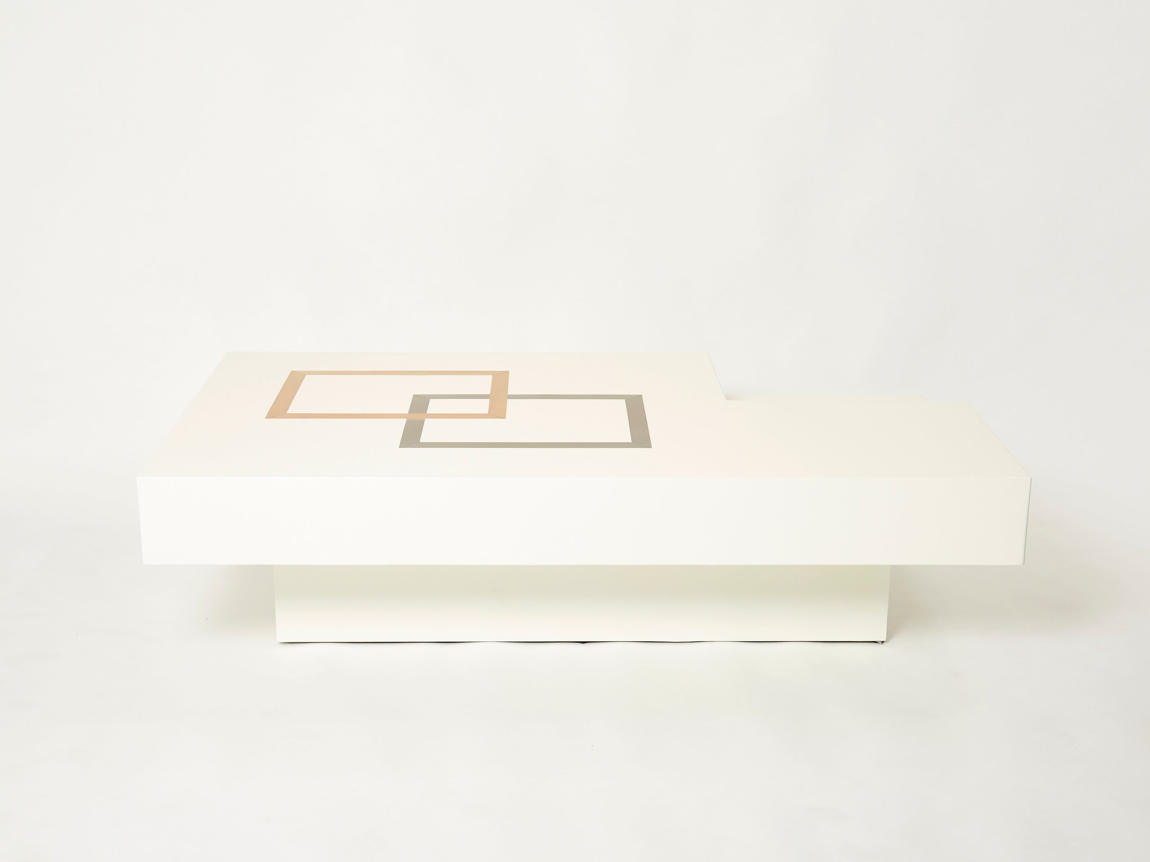 Italian extra large Antonio Pavia white lacquer brass steel coffee table 1970s