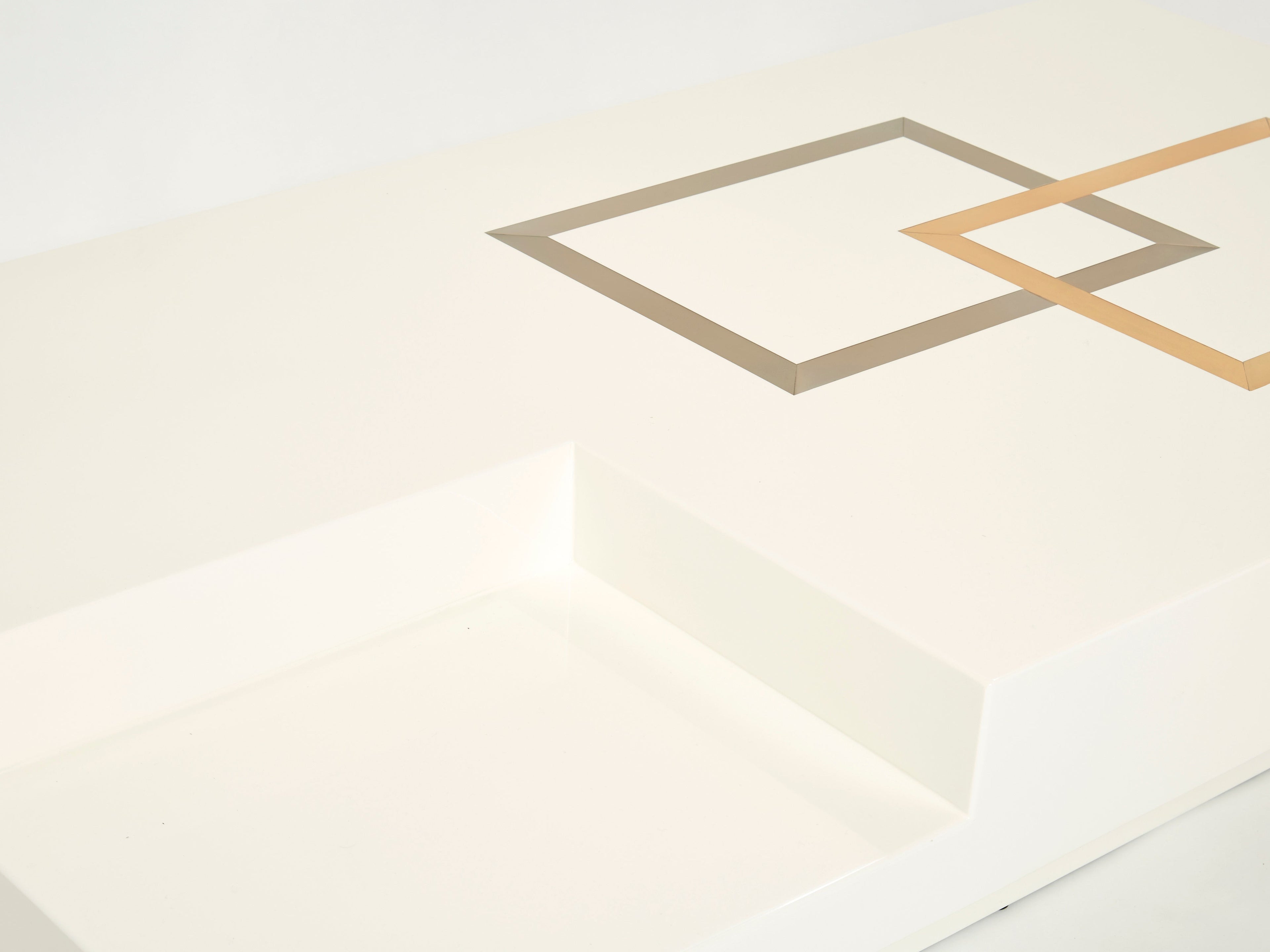 Italian extra large Antonio Pavia white lacquer brass steel coffee table 1970s