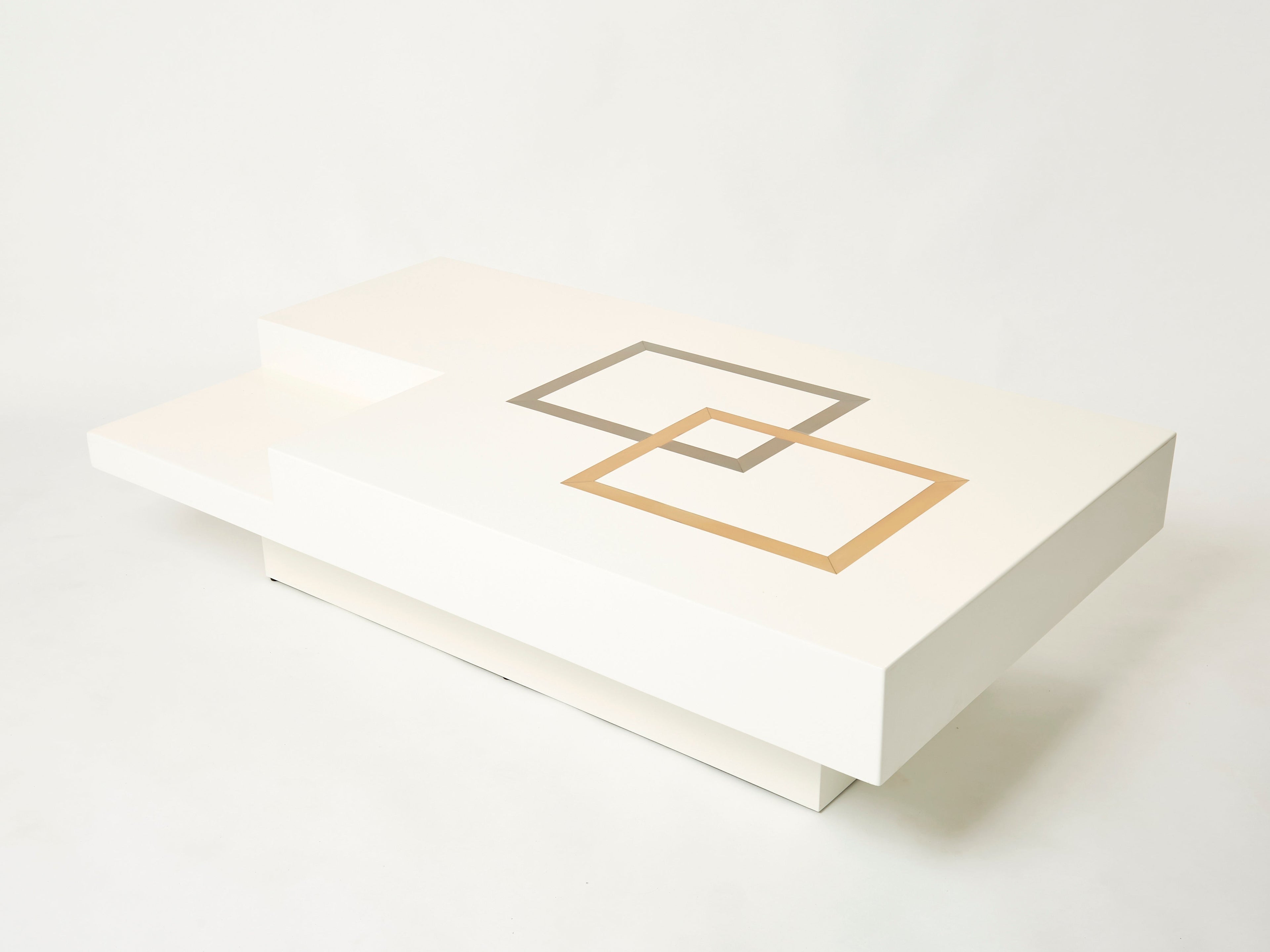 Italian extra large Antonio Pavia white lacquer brass steel coffee table 1970s