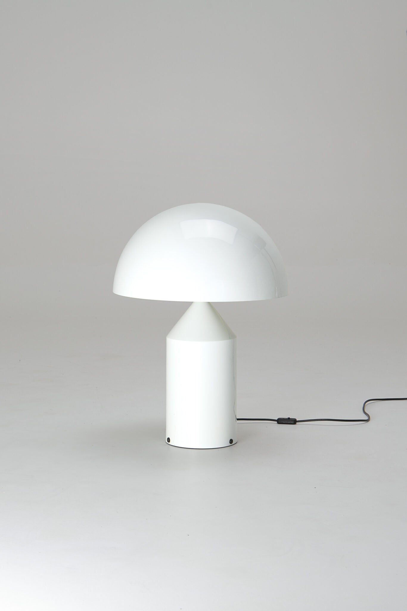 Vico Magistretti Atollo 233 Large Table Lamp – Early Edition