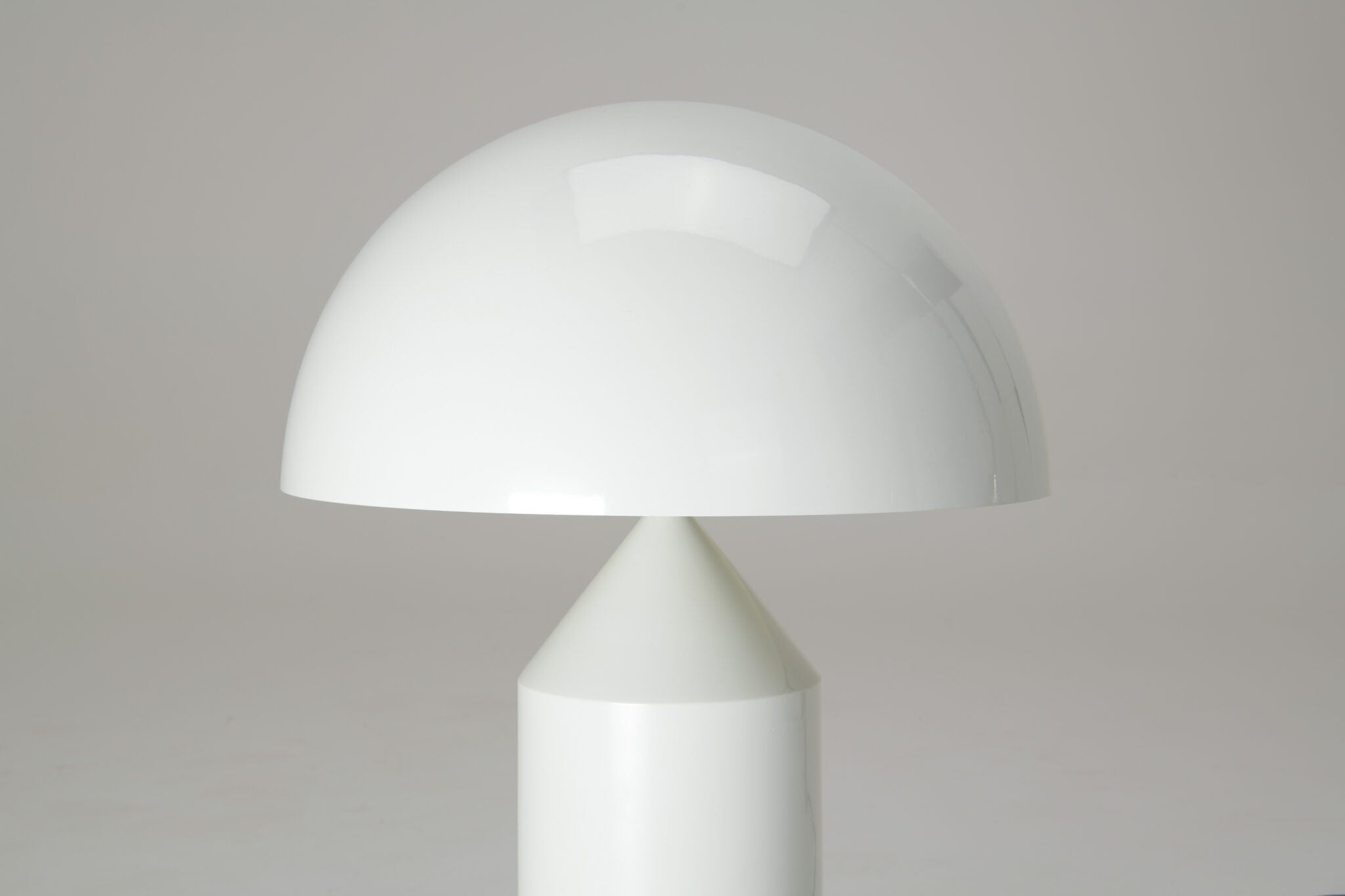 Vico Magistretti Atollo 233 Large Table Lamp – Early Edition