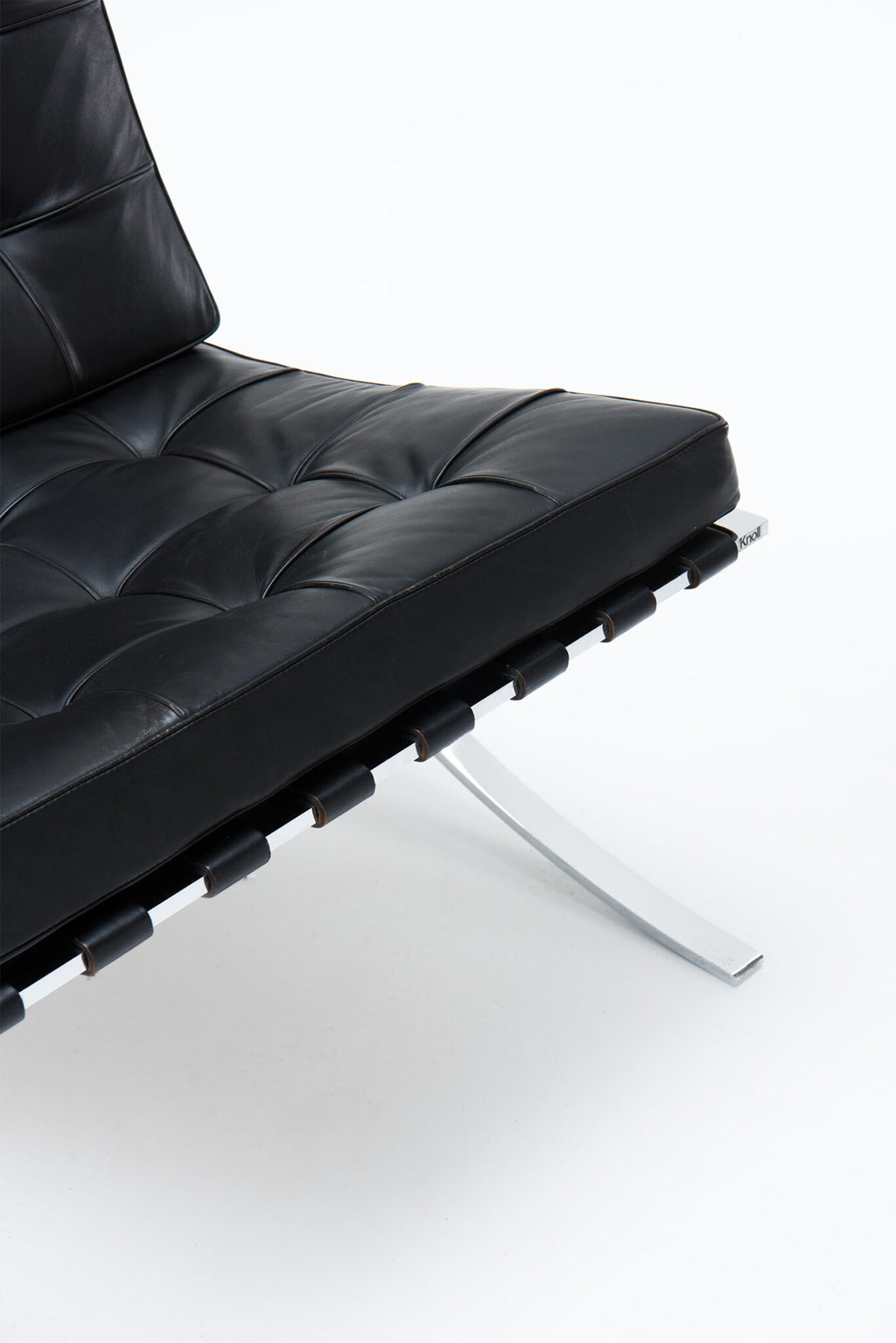 Mies van der Rohe BARCELONA CHAIR & OTTOMAN