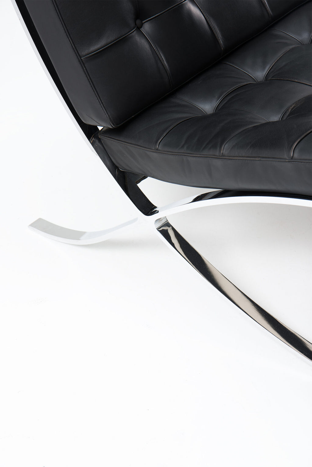 Mies van der Rohe BARCELONA CHAIR & OTTOMAN