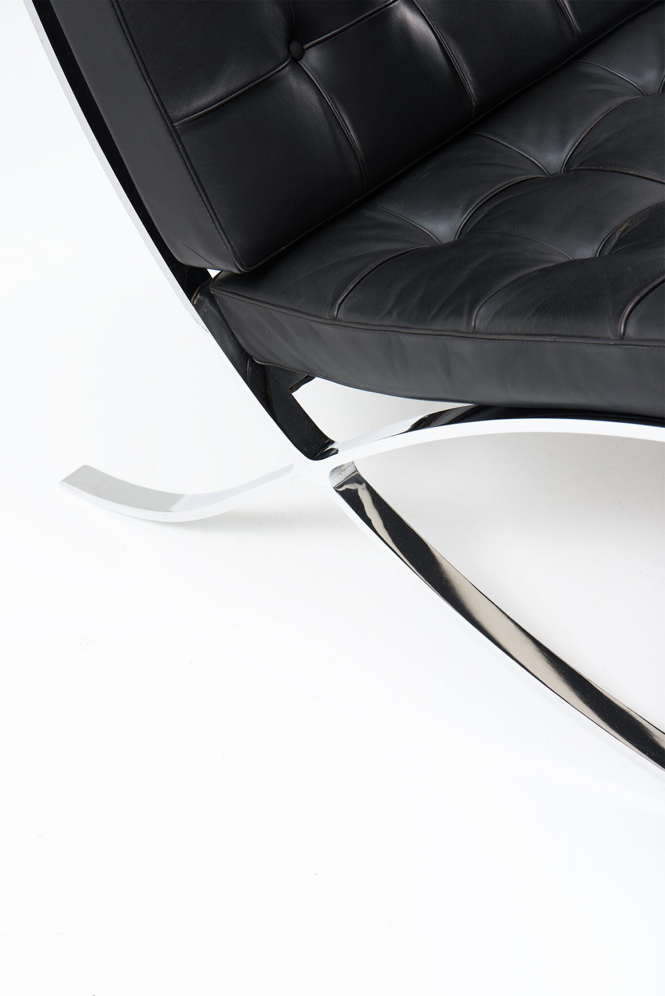 Mies van der Rohe BARCELONA CHAIR & OTTOMAN