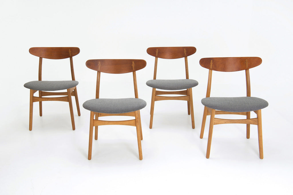 Hans J. Wegner A Set of 4 ‘CH30’ Dining Chairs