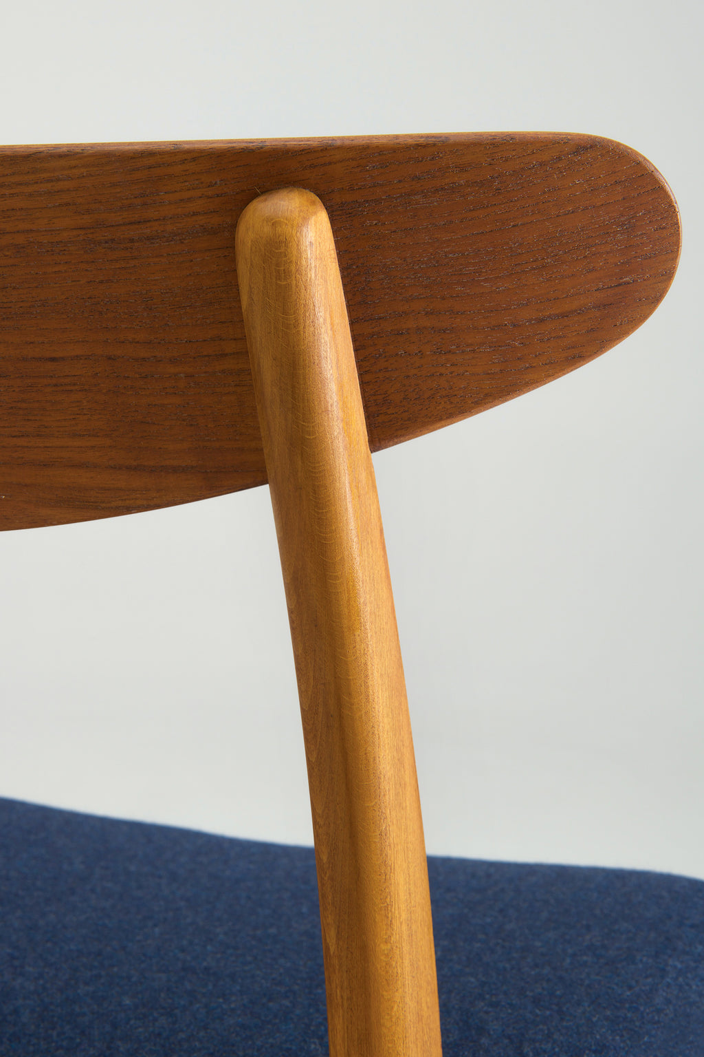 Hans J. Wegner A Set of 4 ‘CH30’ Dining Chairs