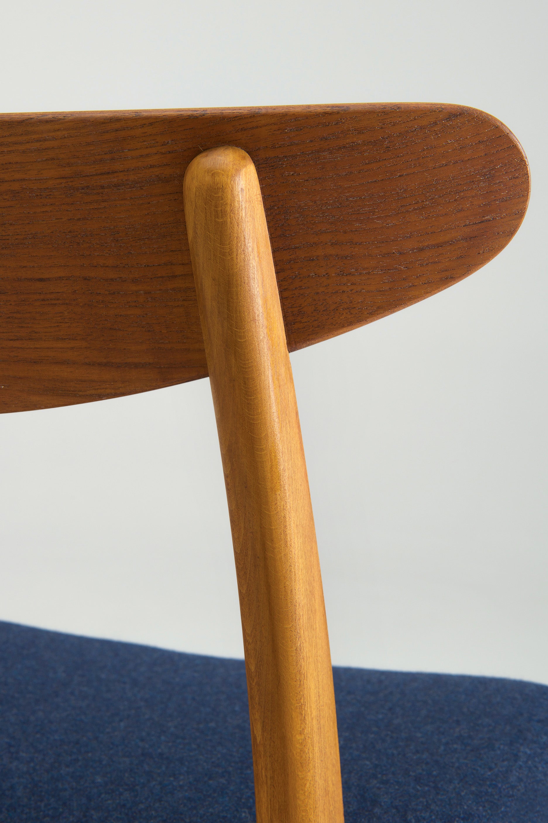 Hans J. Wegner A Set of 4 ‘CH30’ Dining Chairs