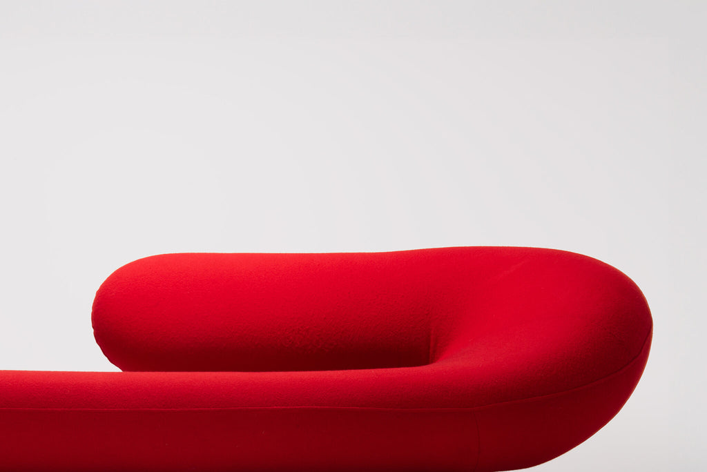 Geoffrey Harcourt Cleopatra Chaise Longue