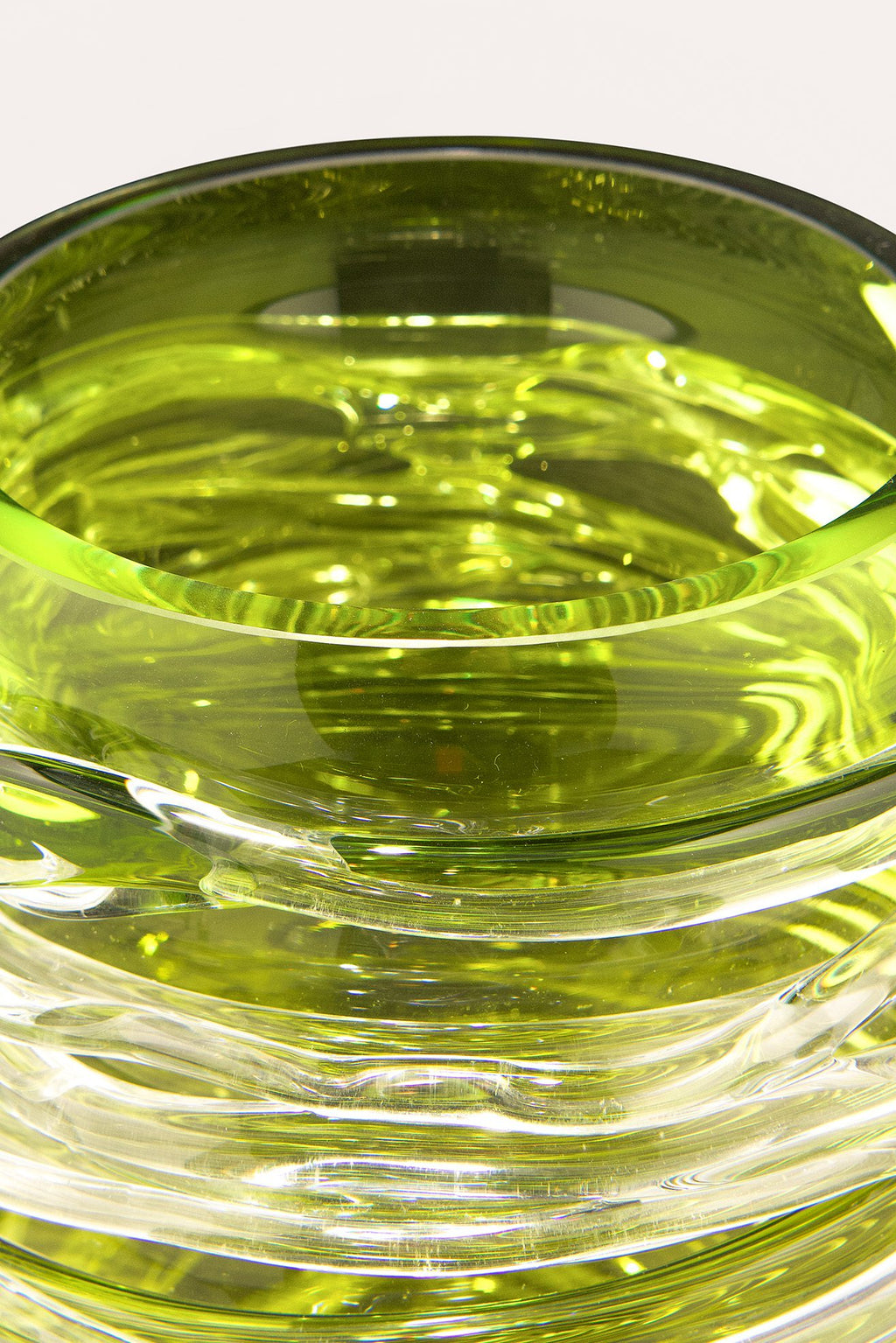 l'Anverre, Sem Schanzer ‘Tamtam Honey’ Vase in Crystal and Green Glass