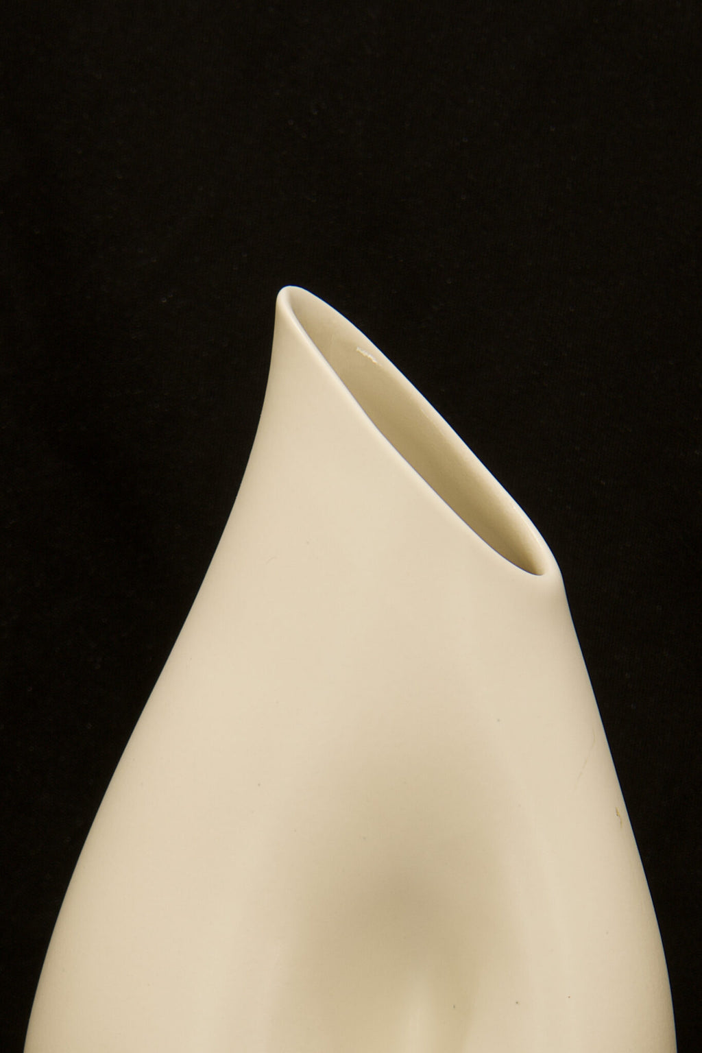 l'Anverre, Sem Schanzer Ceramic Carafe in white