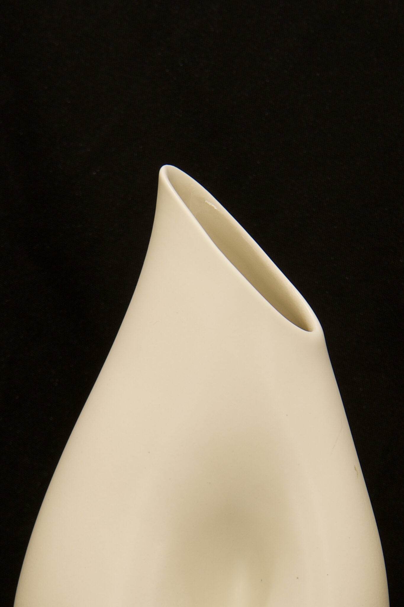l'Anverre, Sem Schanzer Ceramic Carafe in white
