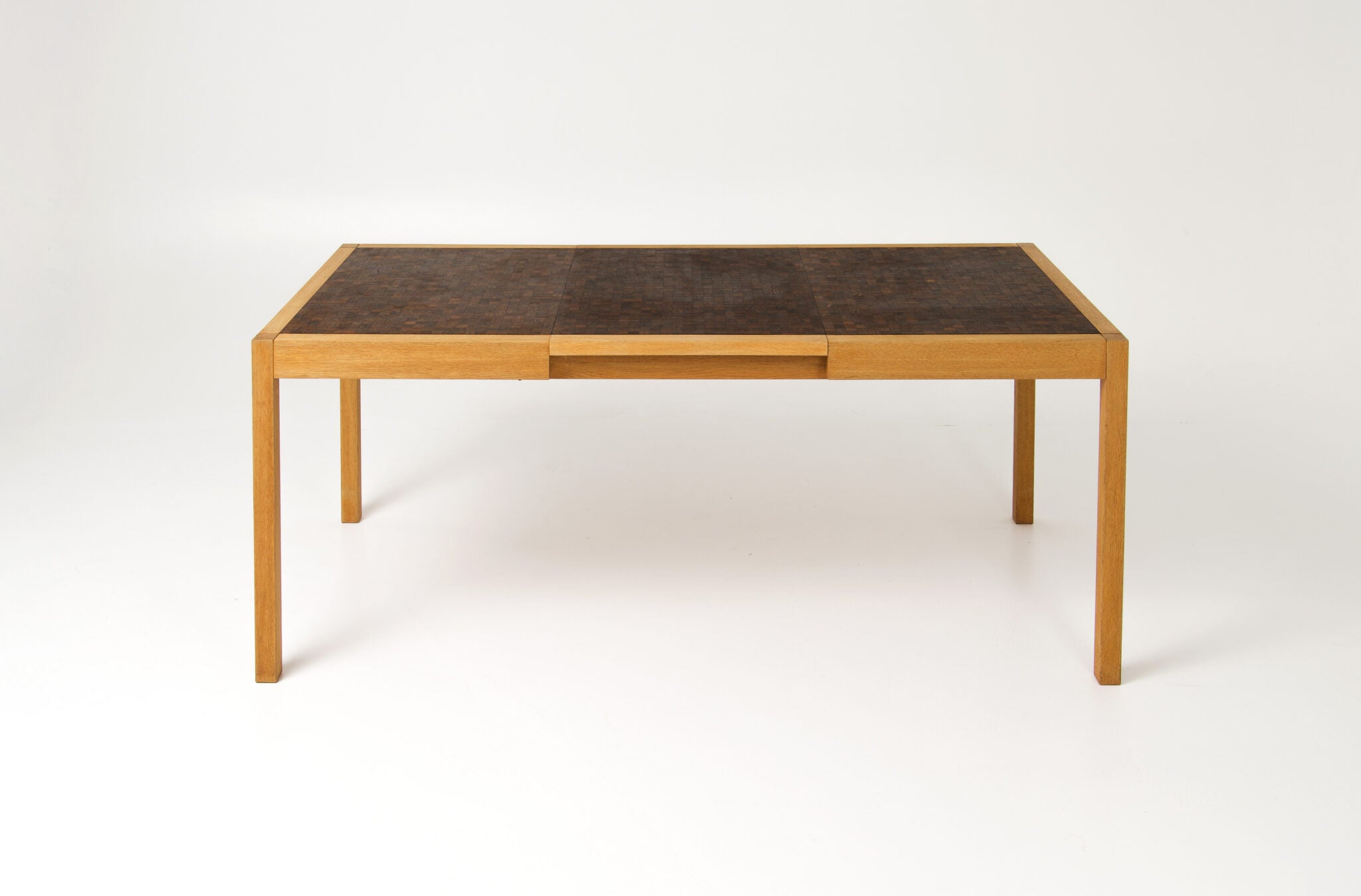 Checkered Extendable Dining Table