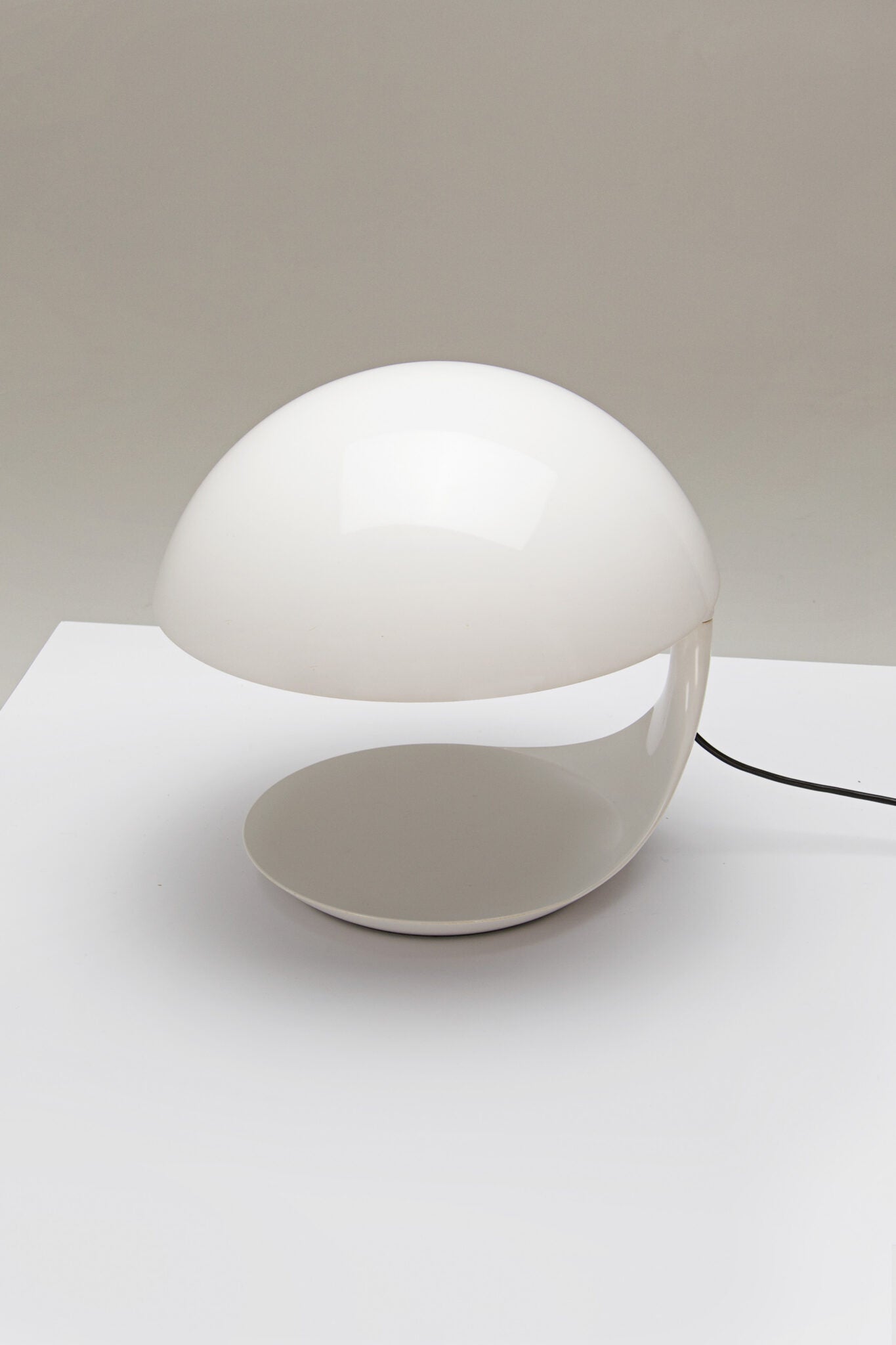 Elio Martinelli ‘Cobra 629’ Table Lamp