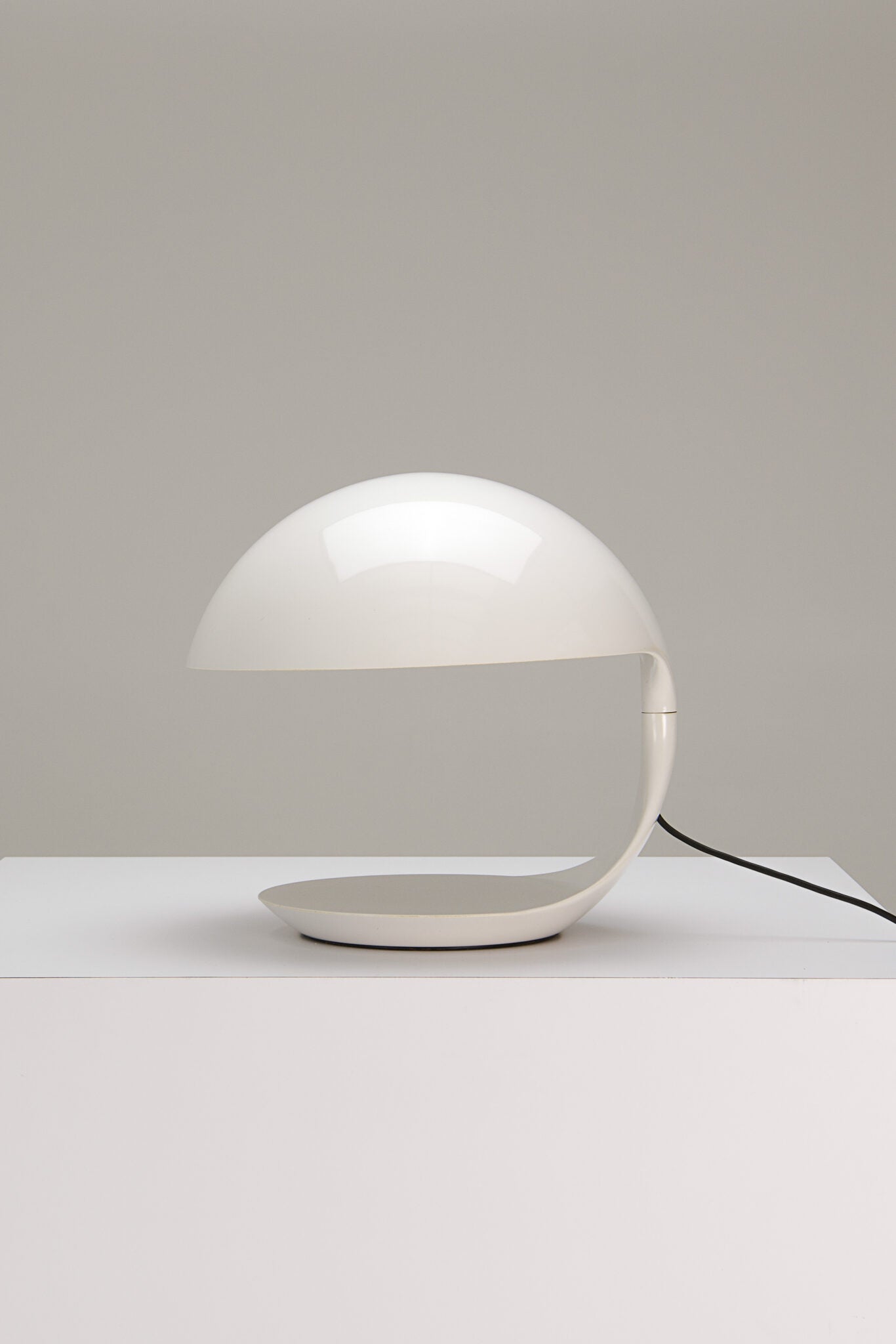 Elio Martinelli ‘Cobra 629’ Table Lamp