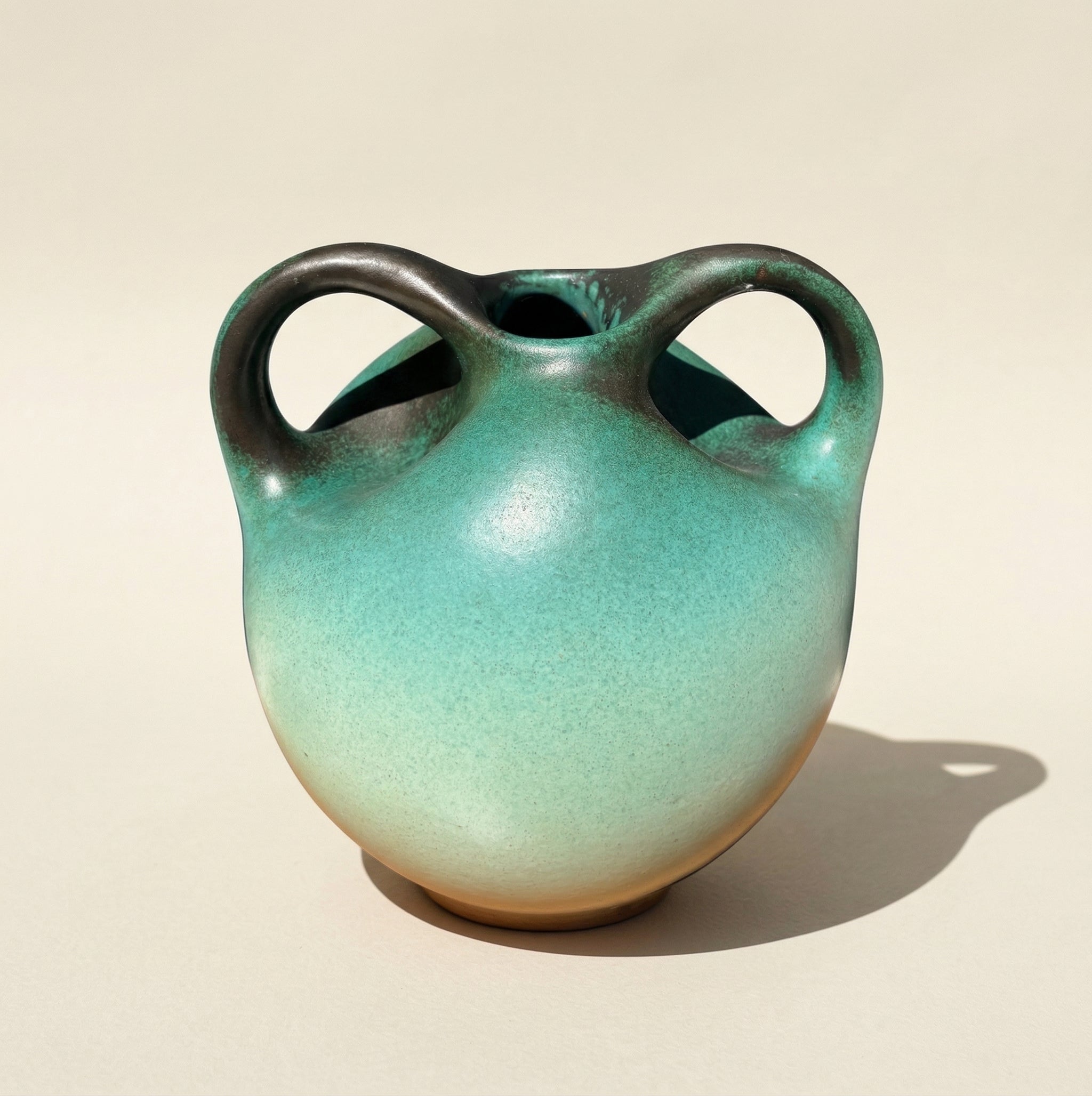 Scarce vase by Léon Arthur Tuntundjian