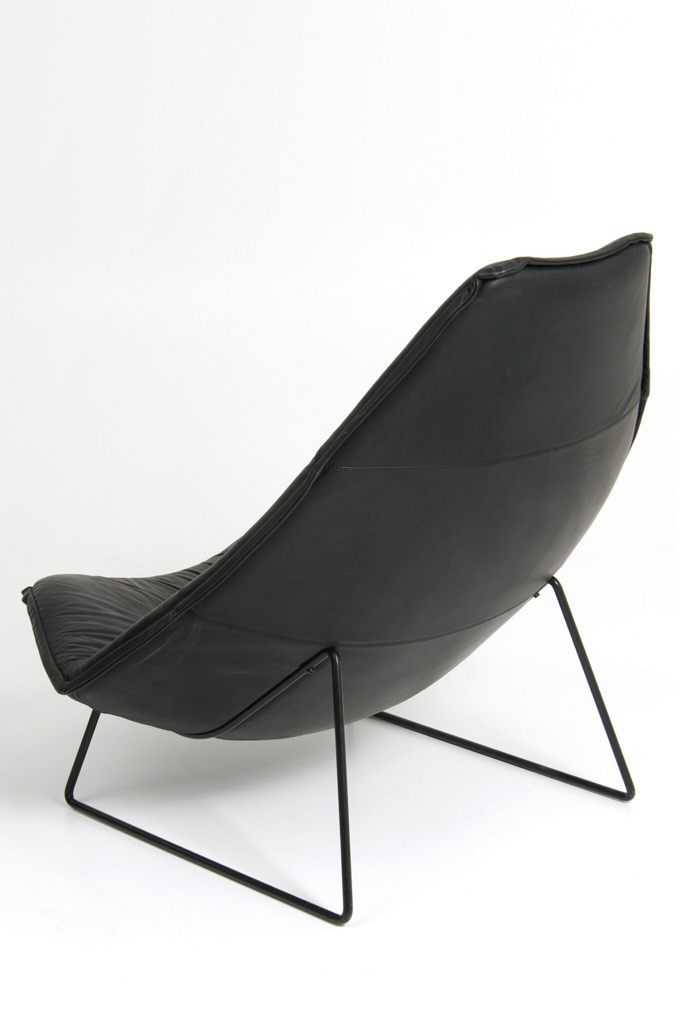 Geoffrey Harcourt Model ‘F585’ Sledge Easy Chair