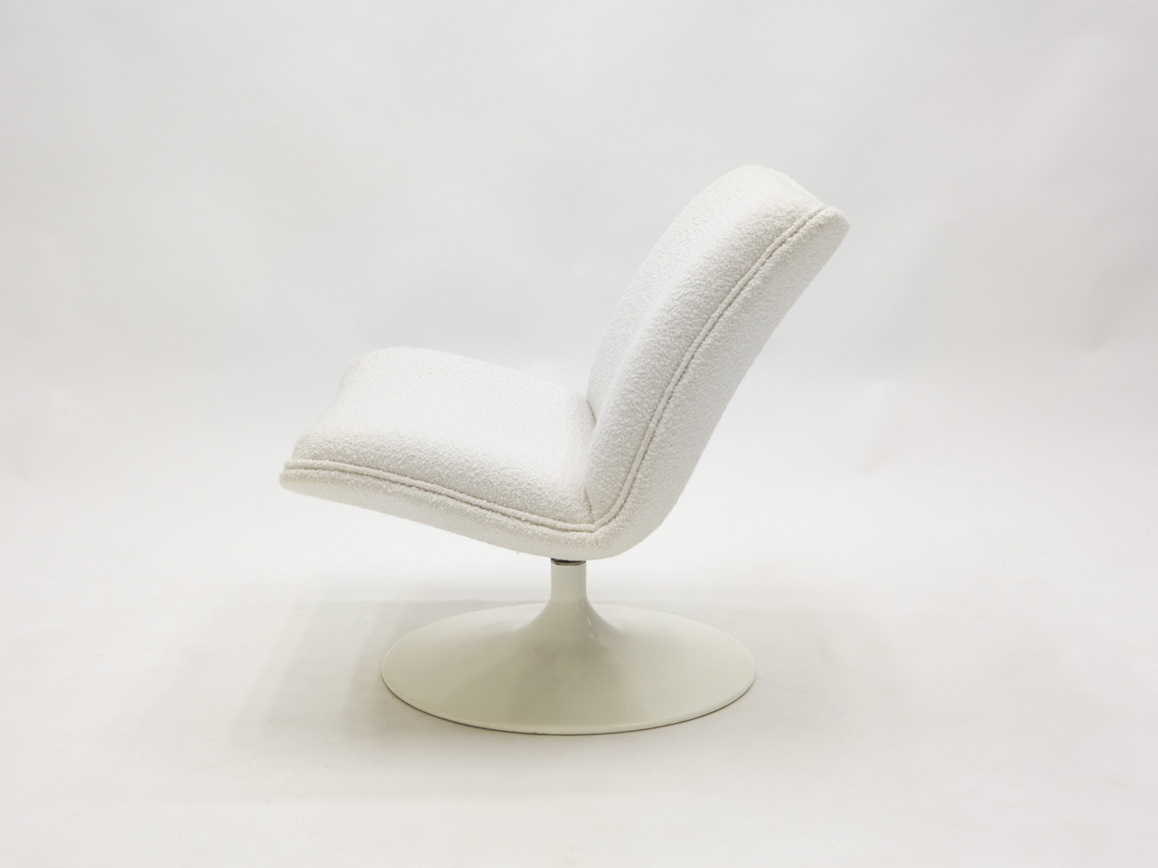 Geoffrey Harcourt for Artifort F504 swivel lounge chair bouclé 1960s