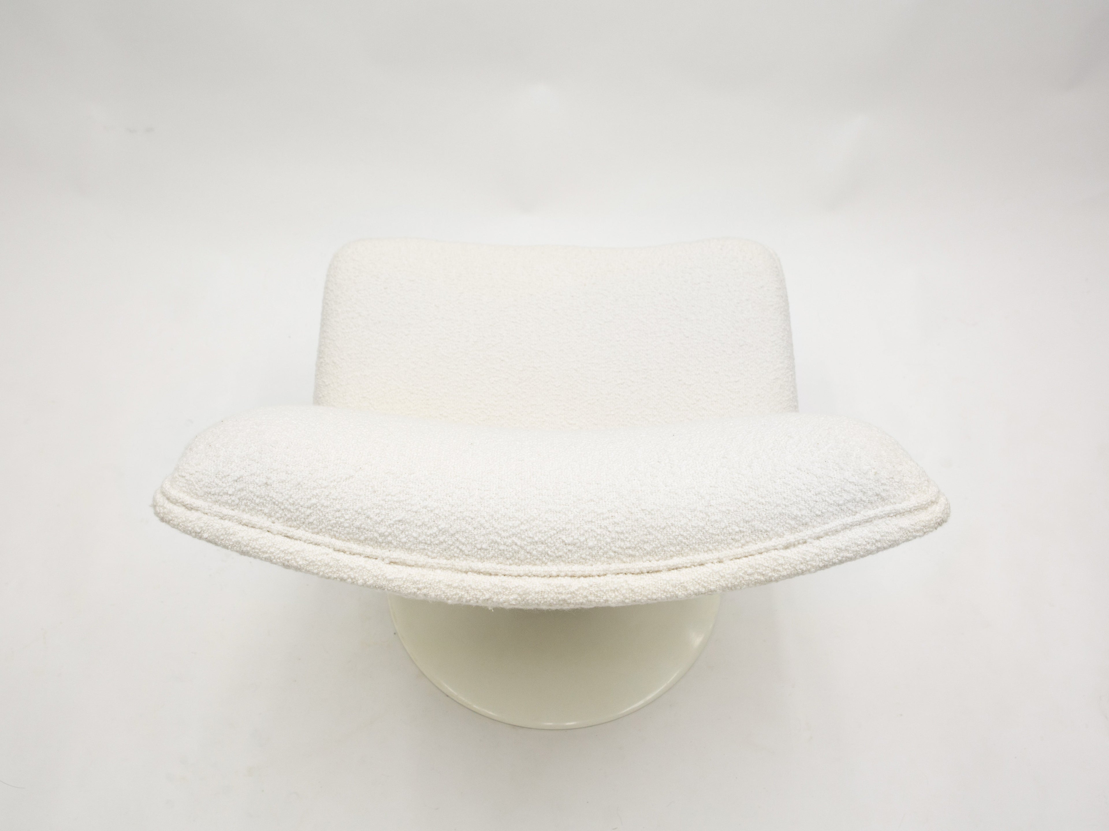 Geoffrey Harcourt for Artifort F504 swivel lounge chair bouclé 1960s
