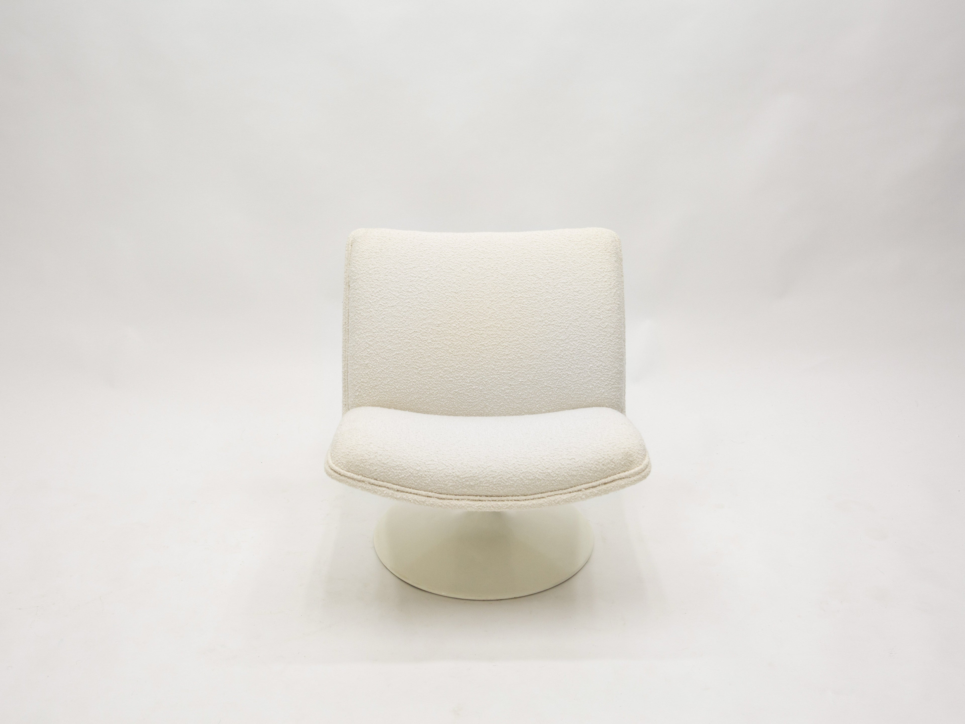 Geoffrey Harcourt for Artifort F504 swivel lounge chair bouclé 1960s