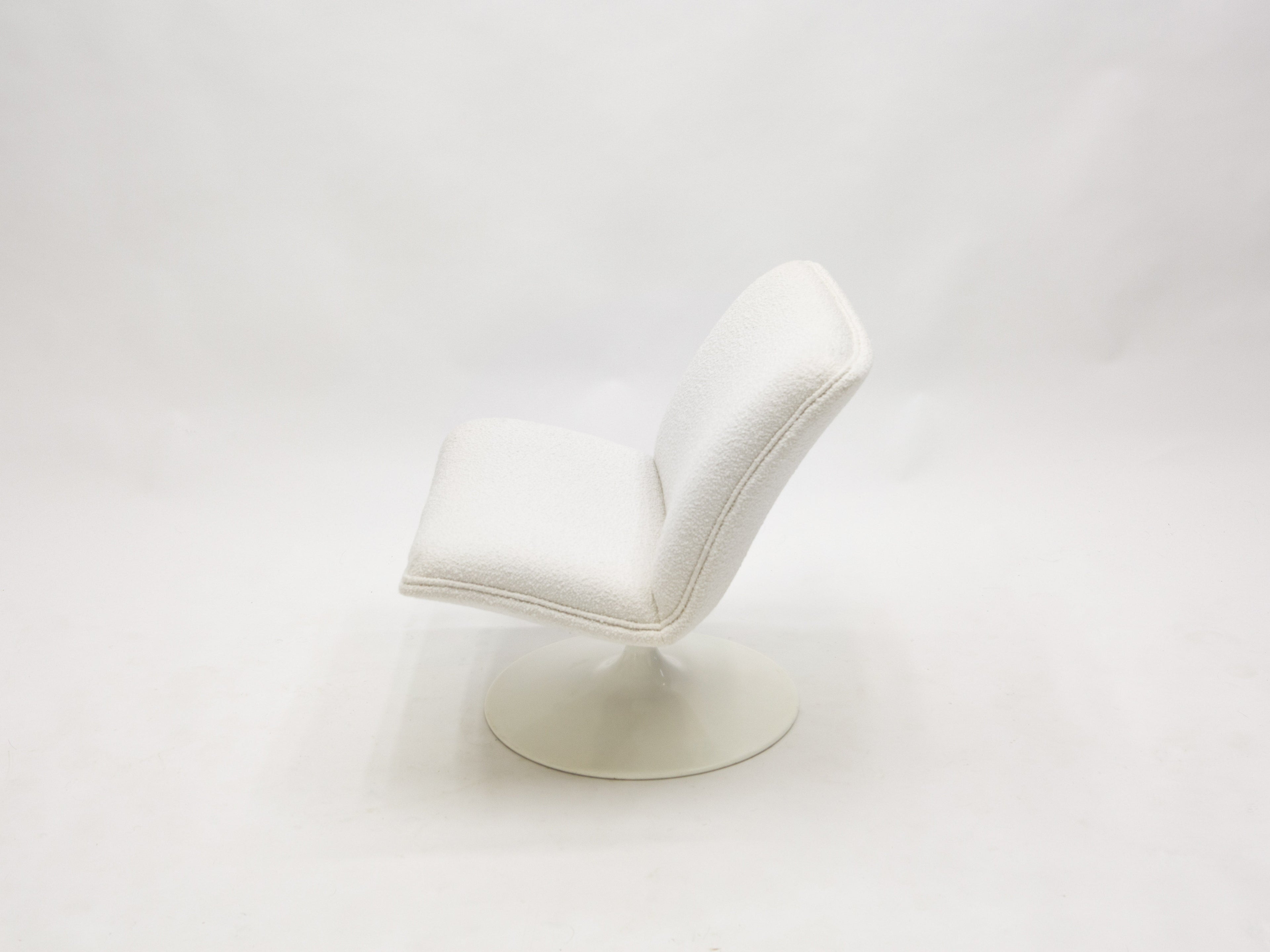 Geoffrey Harcourt for Artifort F504 swivel lounge chair bouclé 1960s
