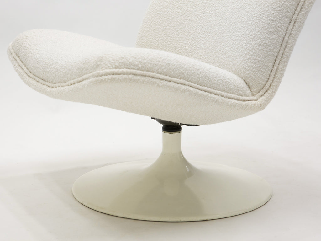 Geoffrey Harcourt for Artifort F504 swivel lounge chair bouclé 1960s