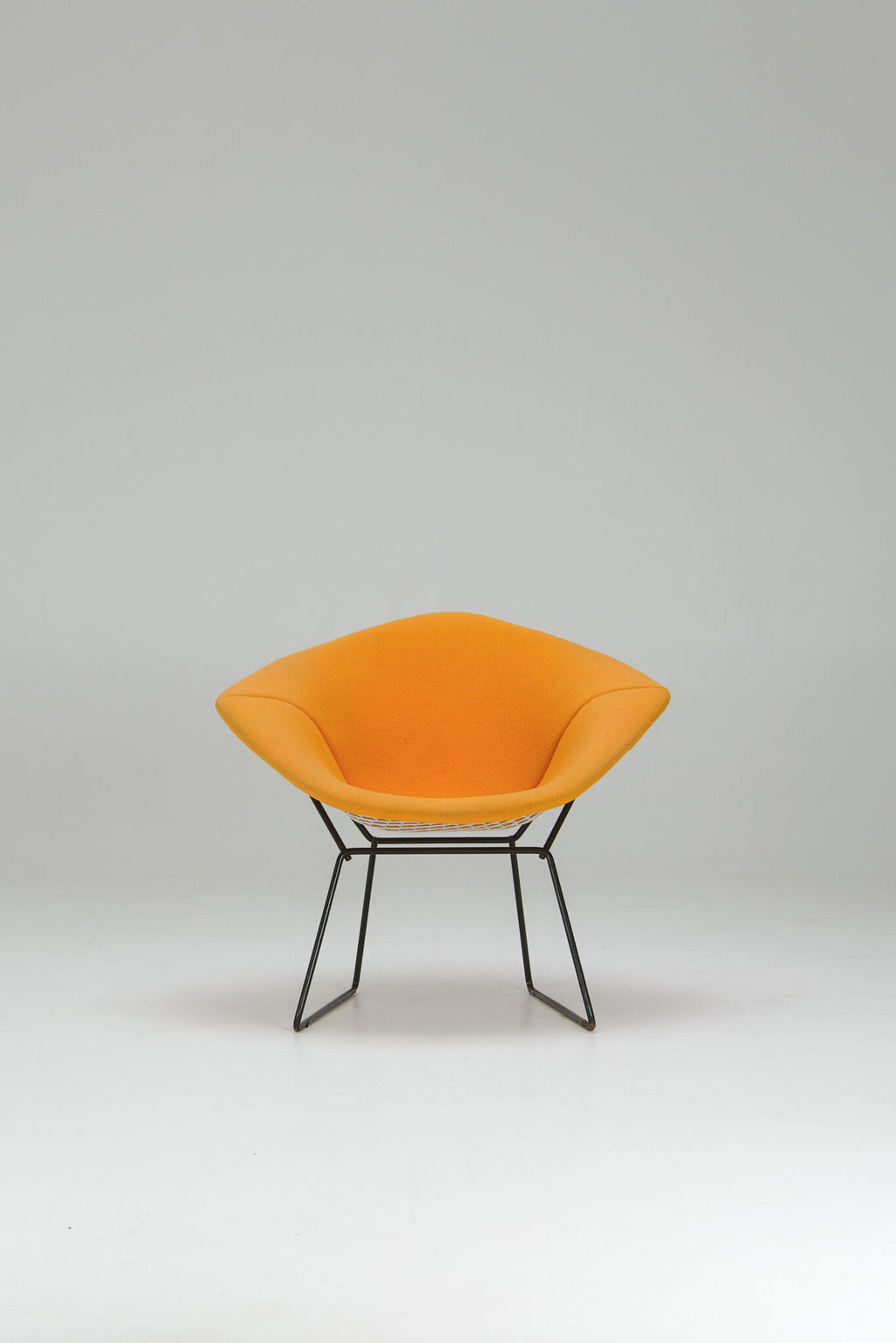 Harry Bertoia Diamond Chair – Yellow Upholstery