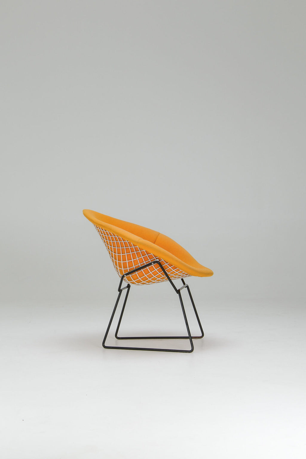 Harry Bertoia Diamond Chair – Yellow Upholstery