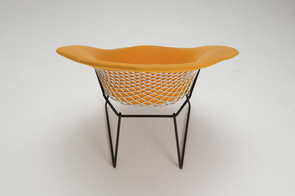 Harry Bertoia Diamond Chair – Yellow Upholstery