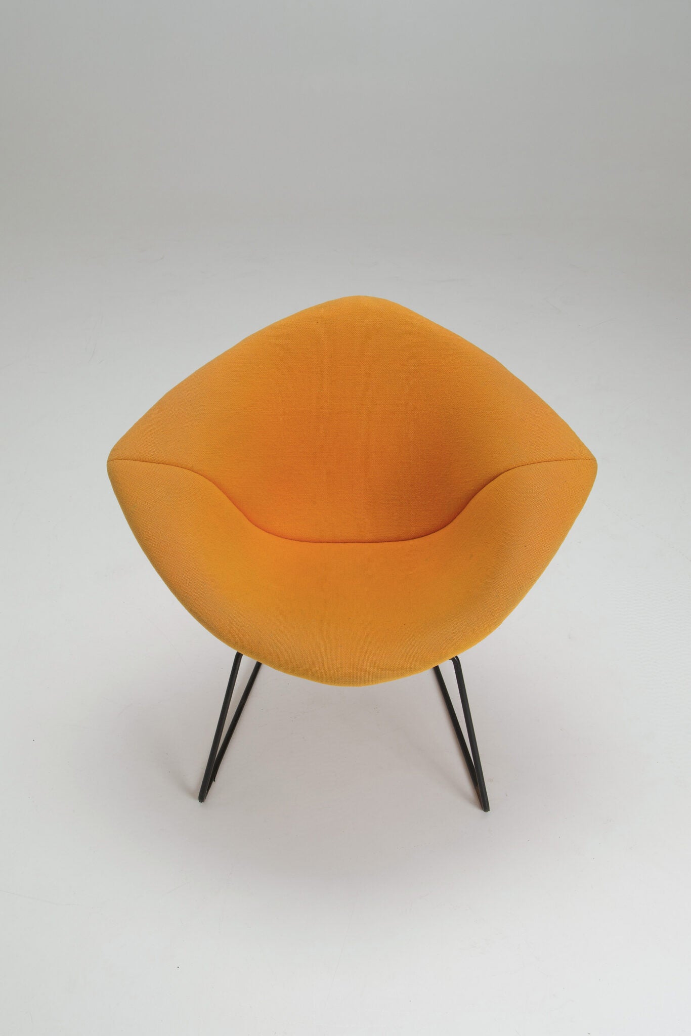Harry Bertoia Diamond Chair – Yellow Upholstery