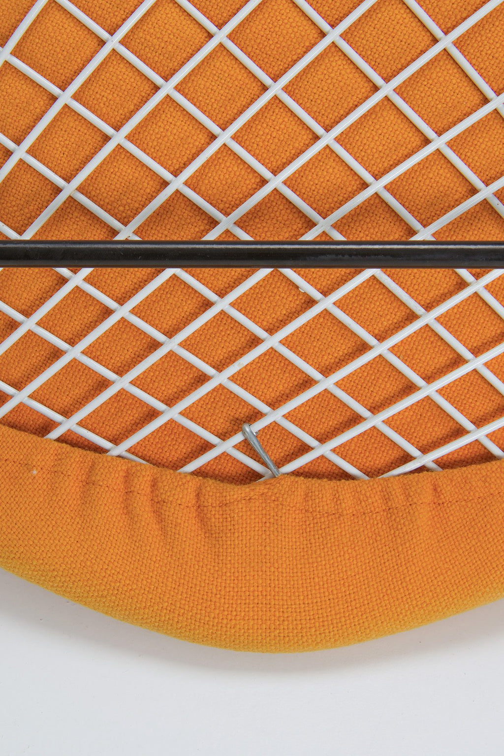 Harry Bertoia Diamond Chair – Yellow Upholstery