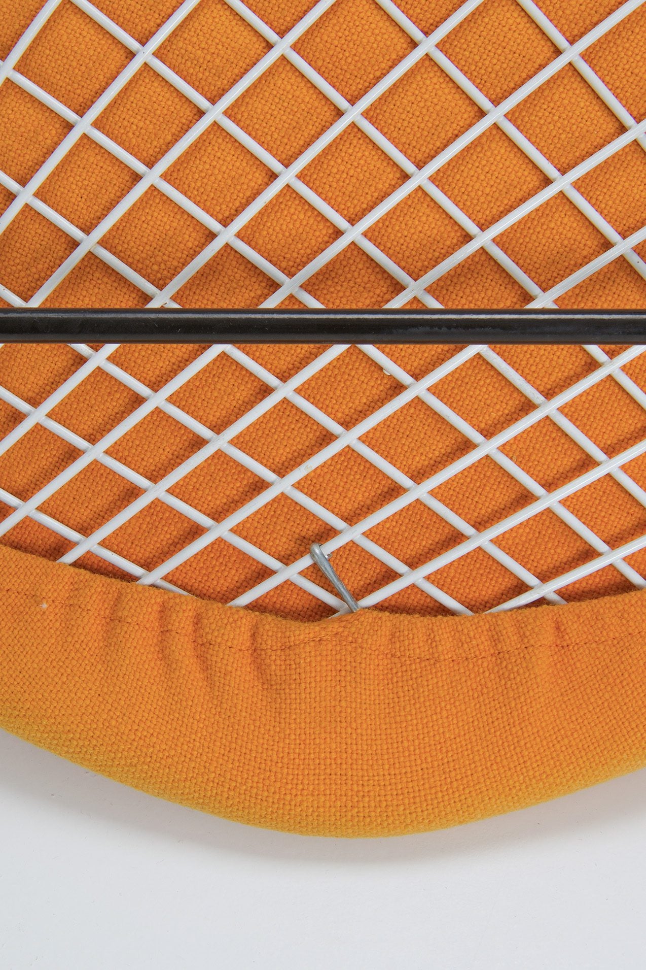 Harry Bertoia Diamond Chair – Yellow Upholstery