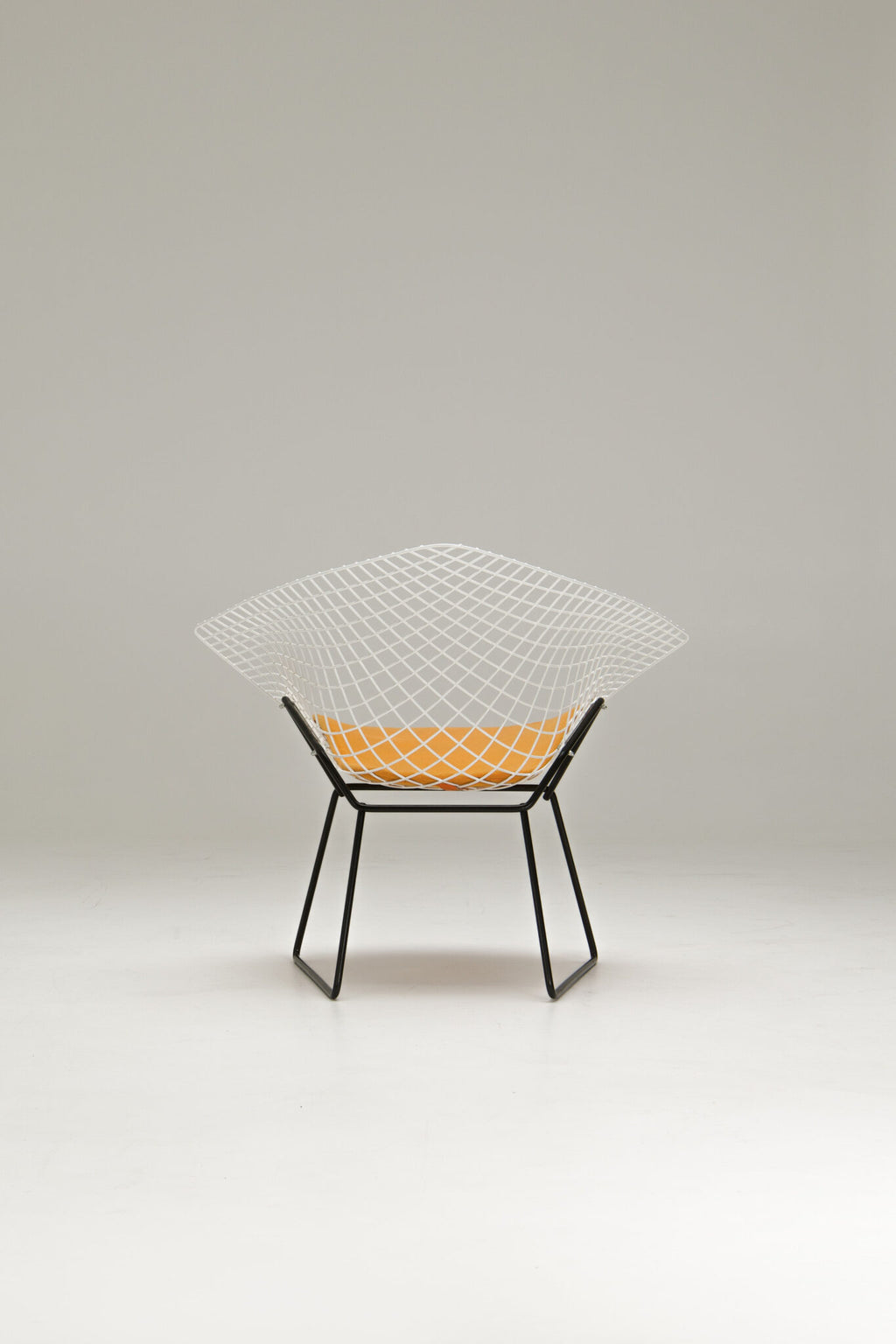 Harry Bertoia Diamond Chair – Yellow Seatpad