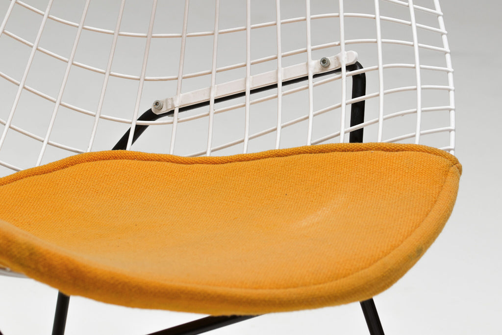 Harry Bertoia Diamond Chair – Yellow Seatpad