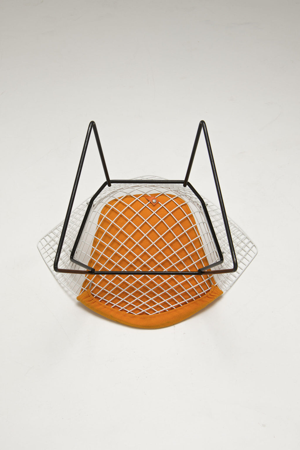 Harry Bertoia Diamond Chair – Yellow Seatpad