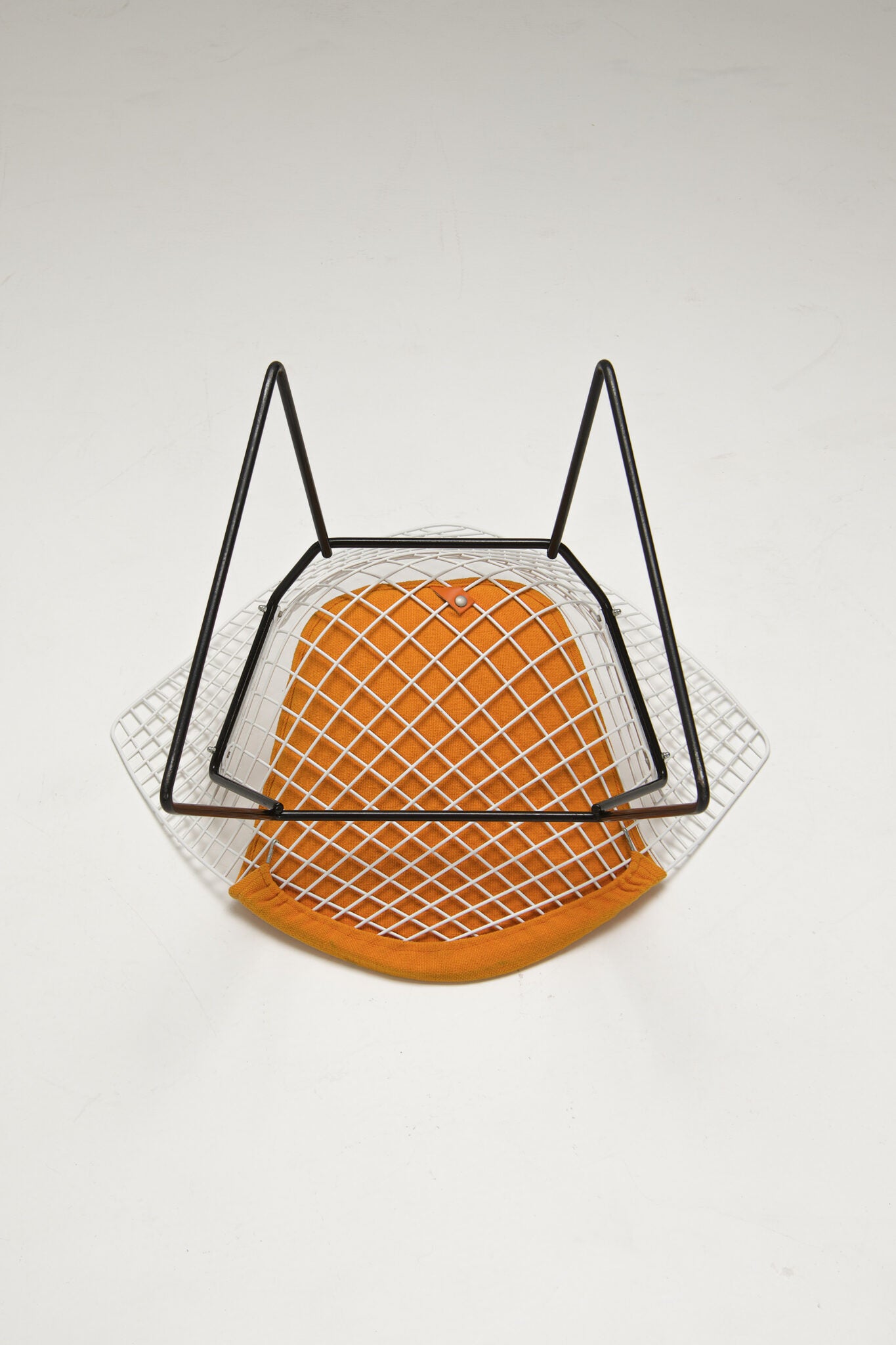 Harry Bertoia Diamond Chair – Yellow Seatpad