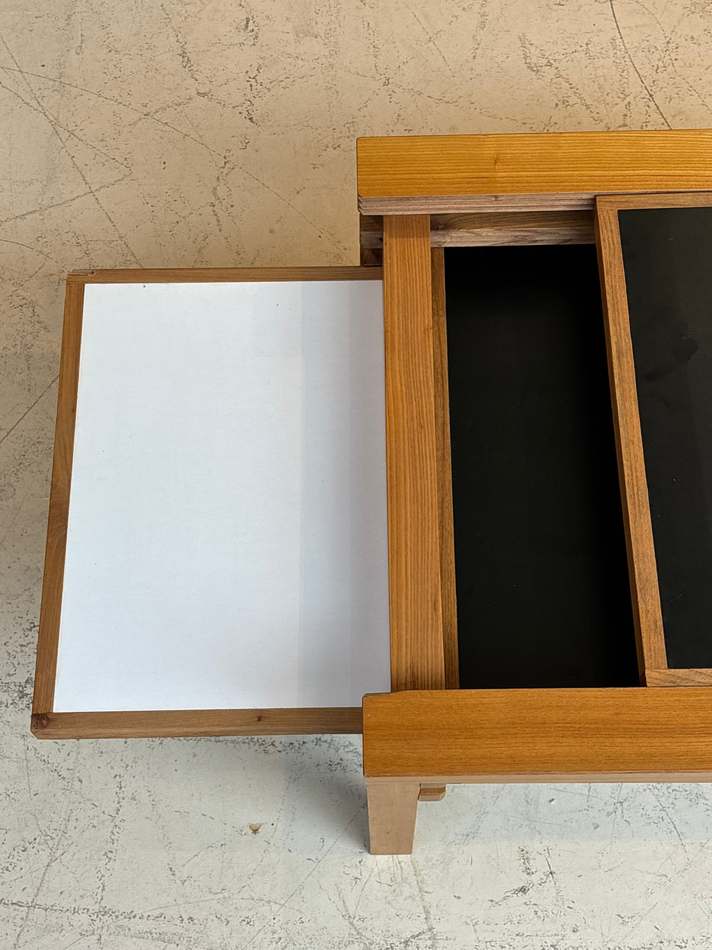 Modulable Coffee tablewith three top by Bernard Vuarnesson, circa 1970