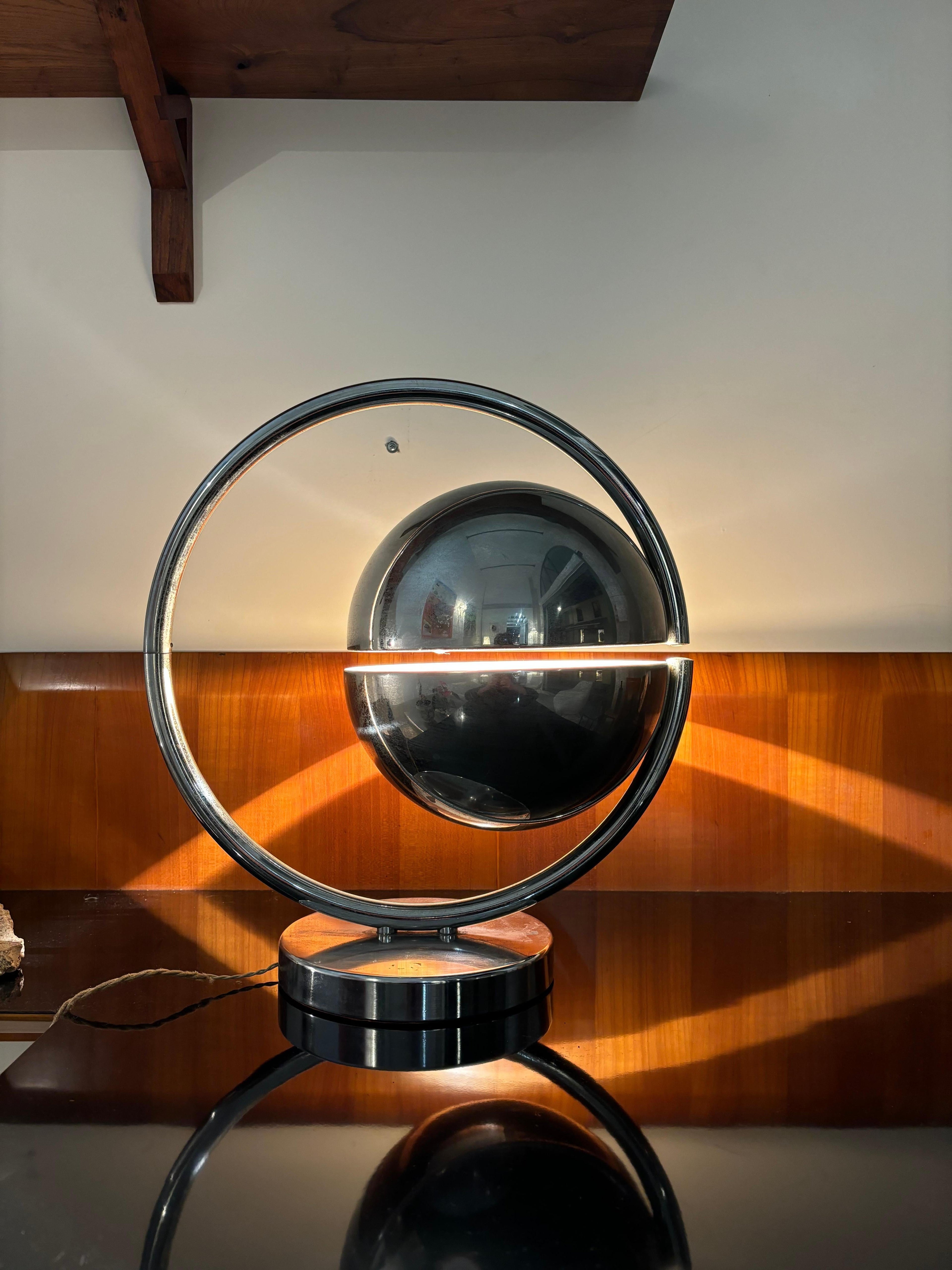 Pierre folie astrolabe lamp