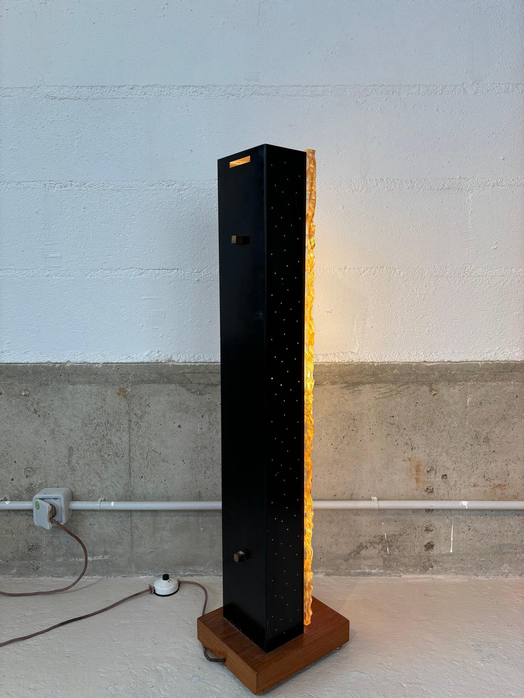 Floorlamp in résin by Dallux