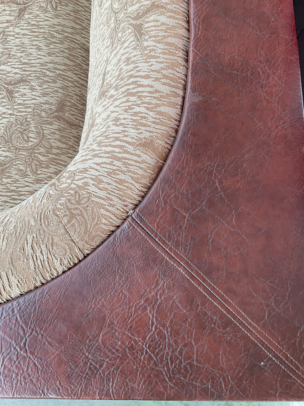Cubo sofa by Jorge Zalszupin